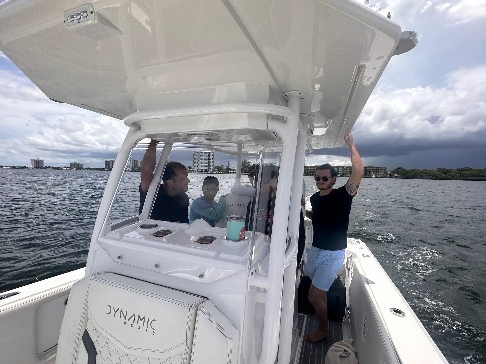 Explore Further | Islands | Sightseeing | Offshore in Style and Luxury
