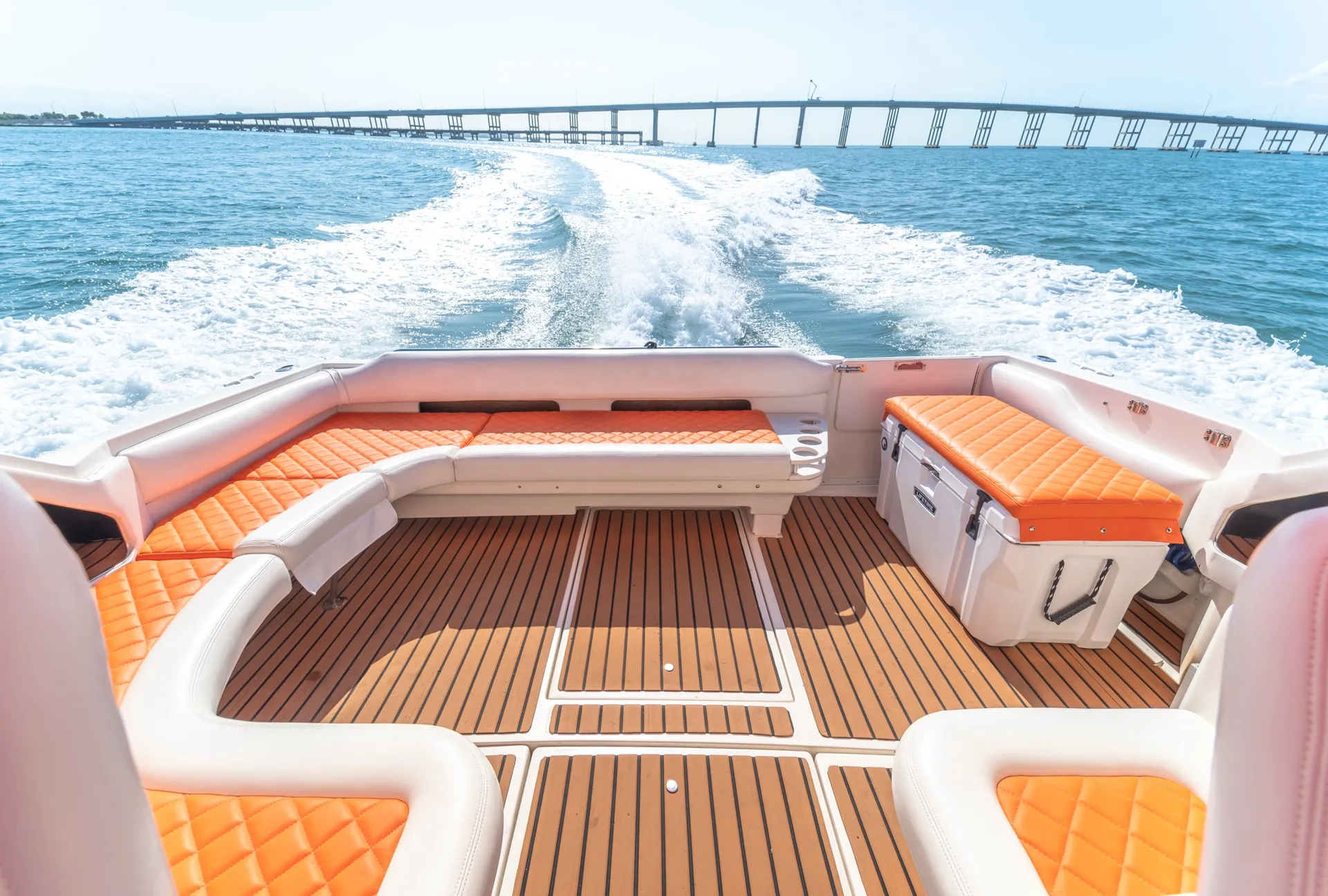 Sea Ray Boats 400 Express Cruiser in Miami, FL — photo 5