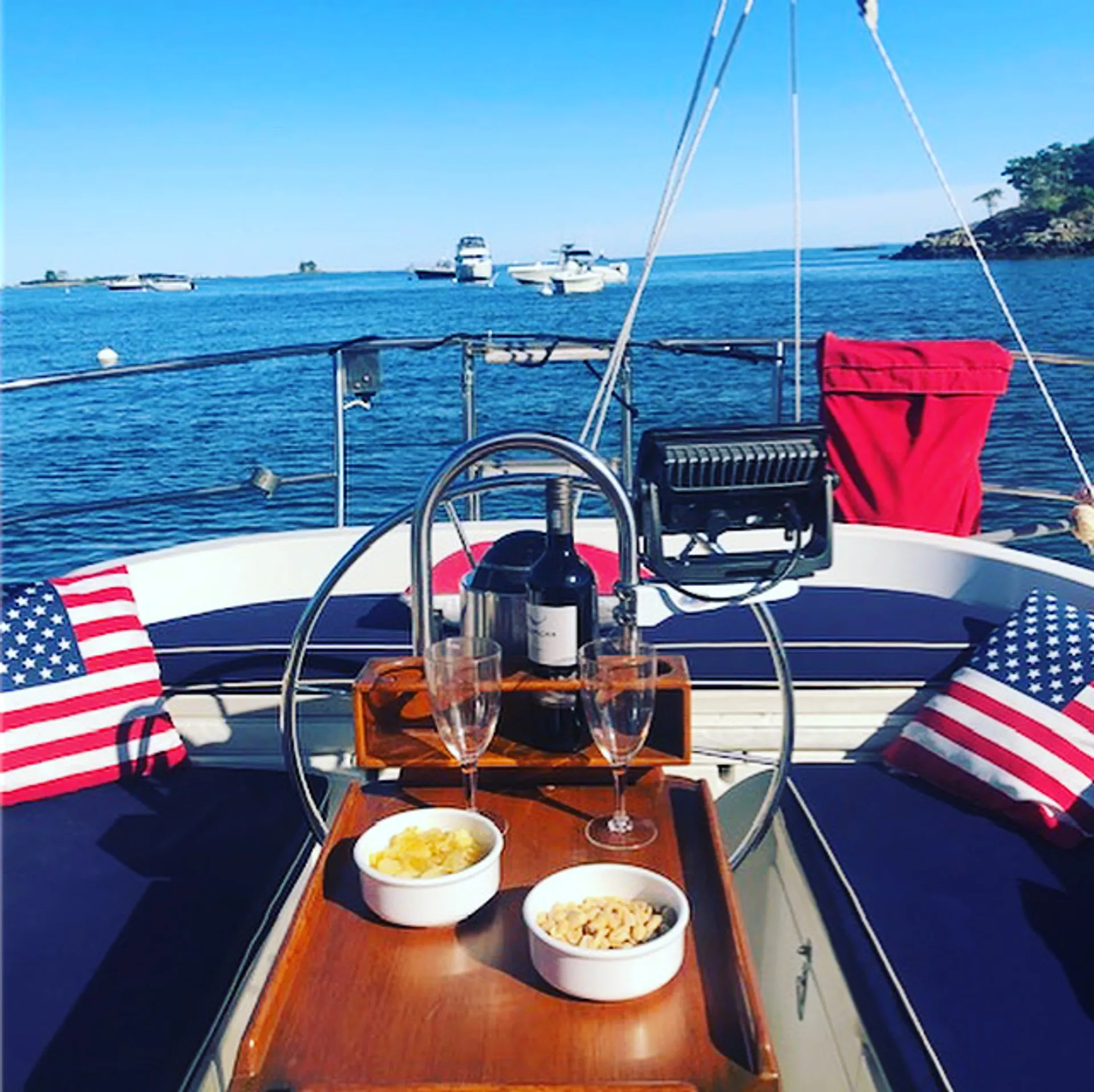 30' Nonsuch Classic for Sail in  Old Saybrook, CT!