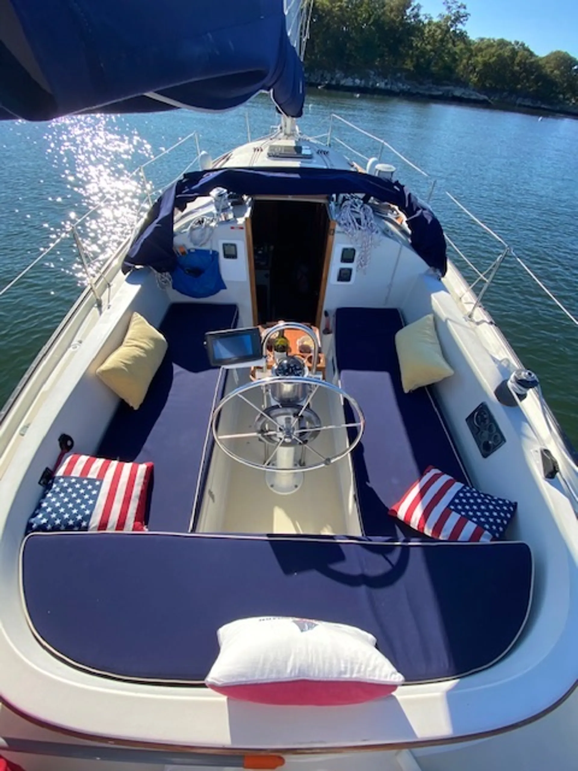 30' Nonsuch Classic for Sail in  Old Saybrook, CT!