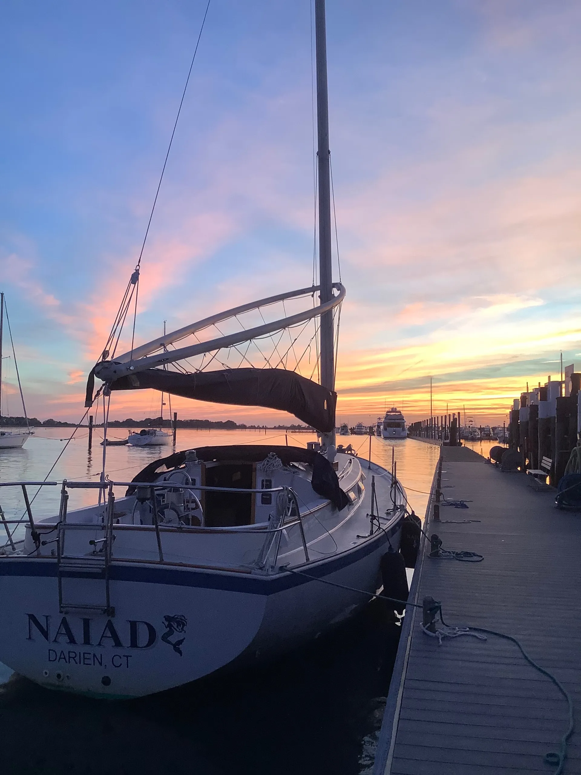 30' Nonsuch Classic for Sail in  Old Saybrook, CT!