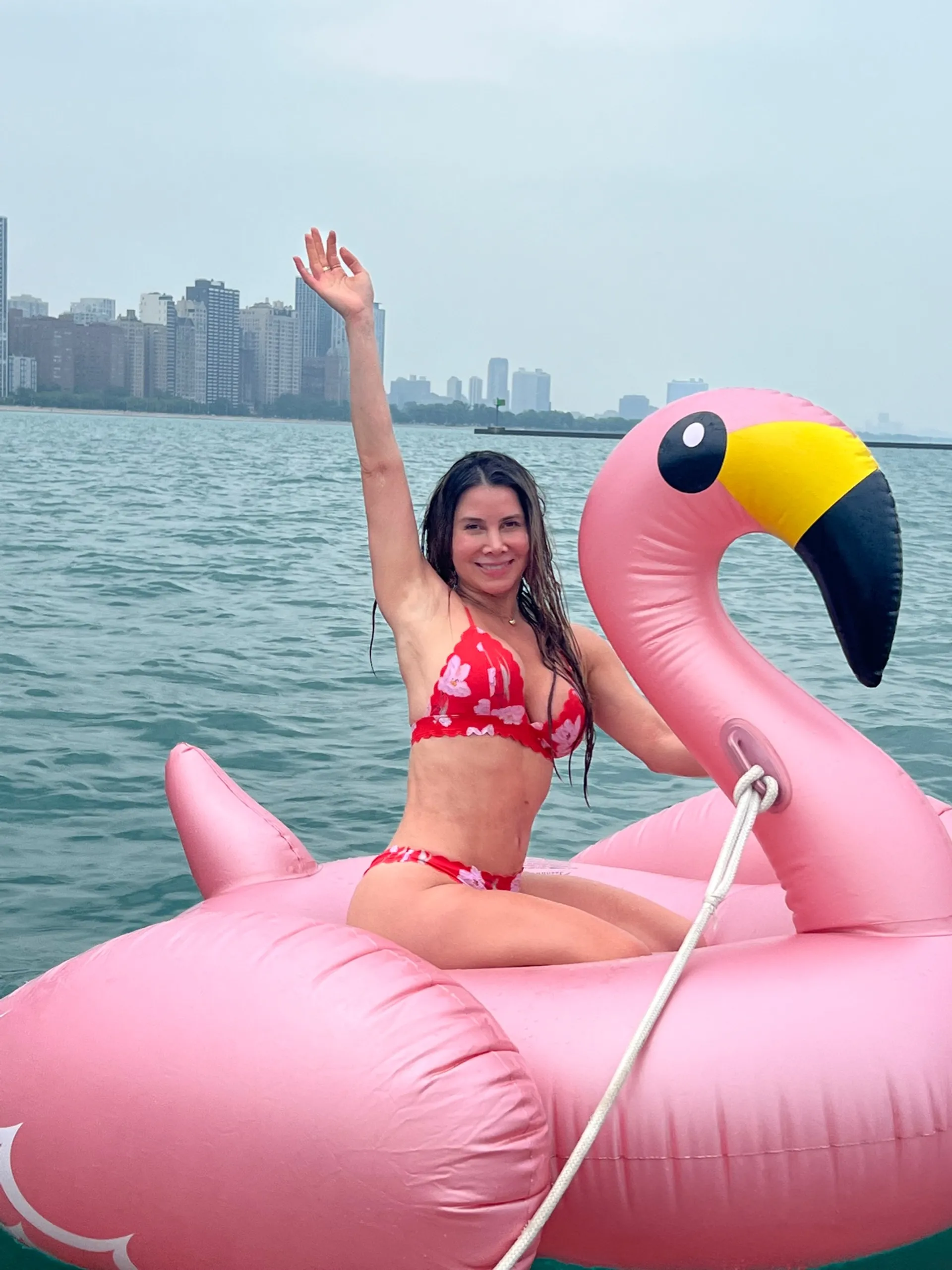 Boatschicago - Motor Boat for rent at Downtown Chicago