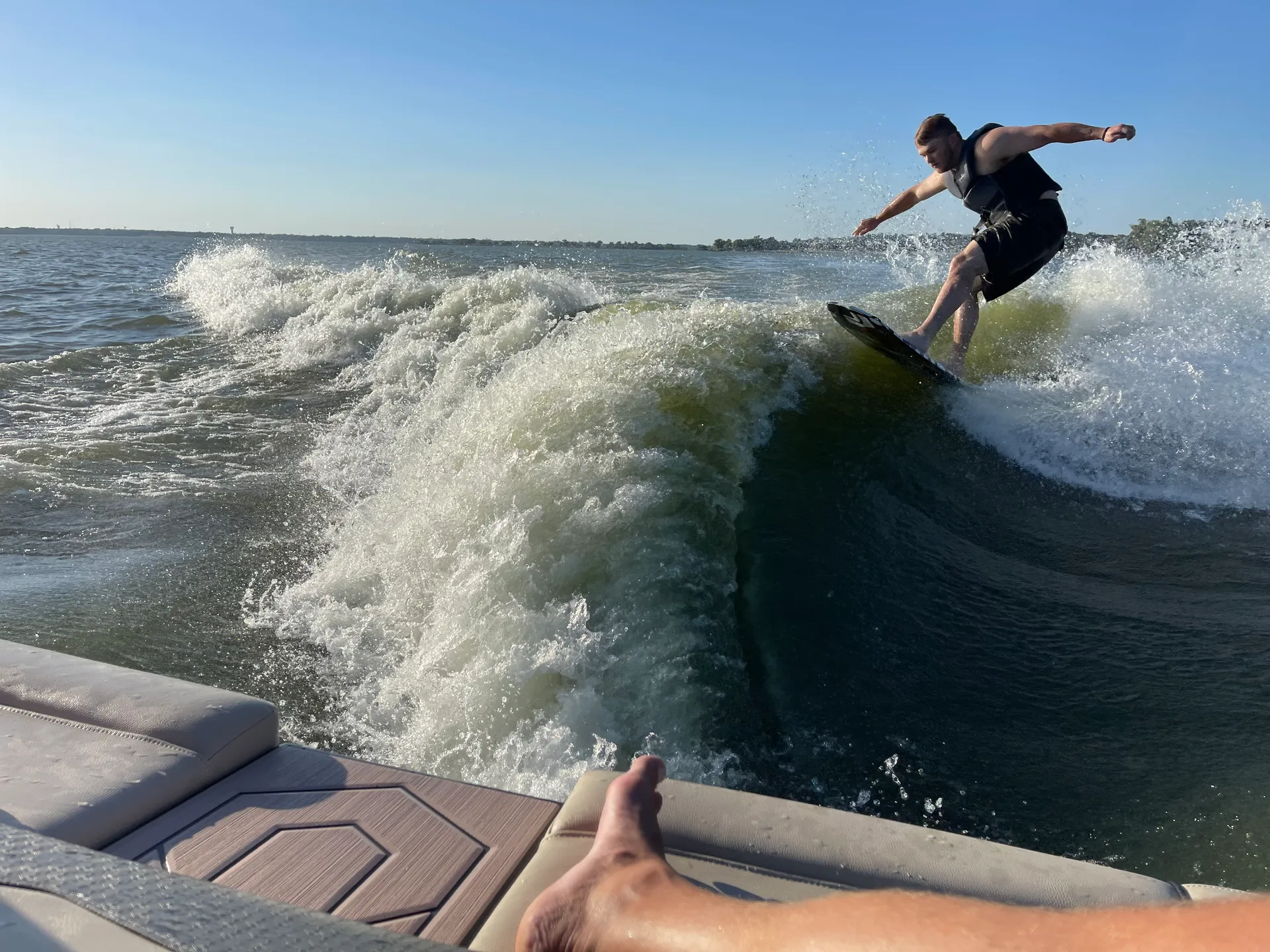 2024 Centurion FI23 seating for 13!