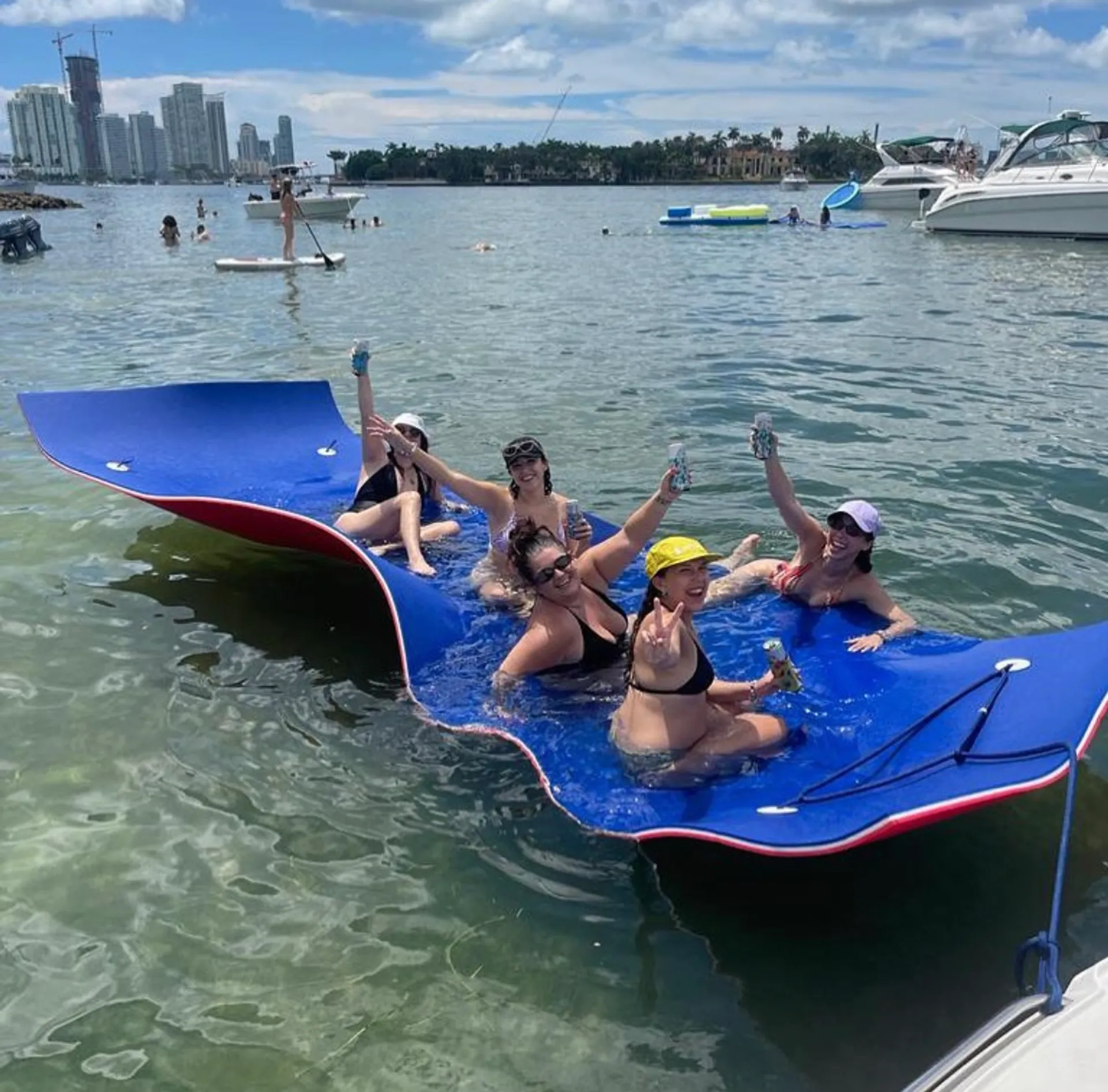 🌞 FREE Hour✨  | Lux 38' Chaparral Yacht  *NO HIDDEN FEES*