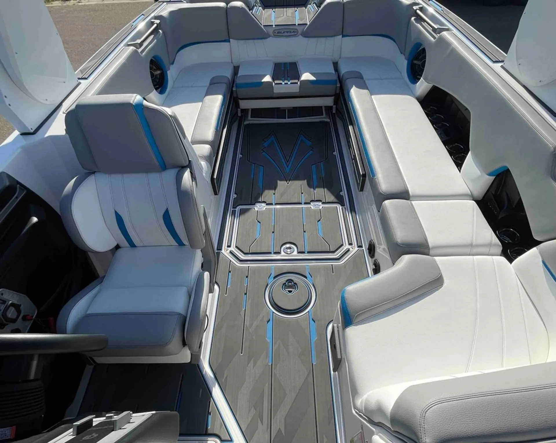 Supra SE 550 Wake/Surf Boat Rental
