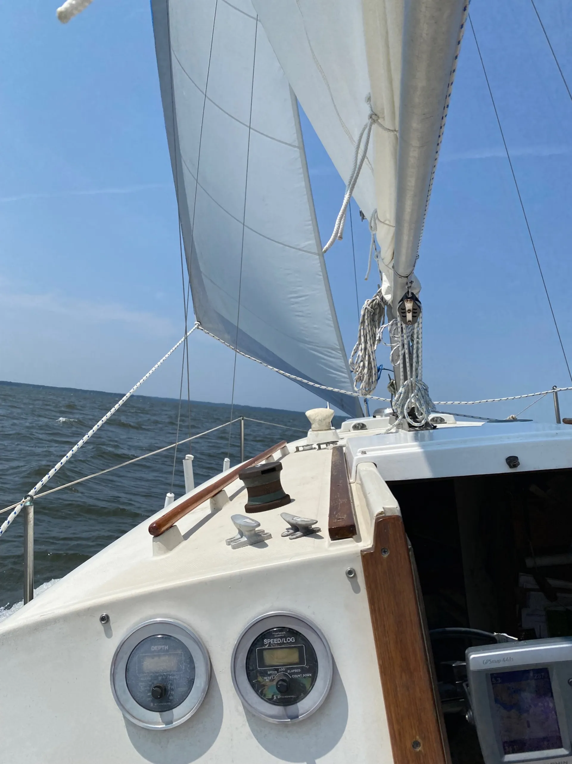 Excellent Chesapeake sailing onboard Windsnap