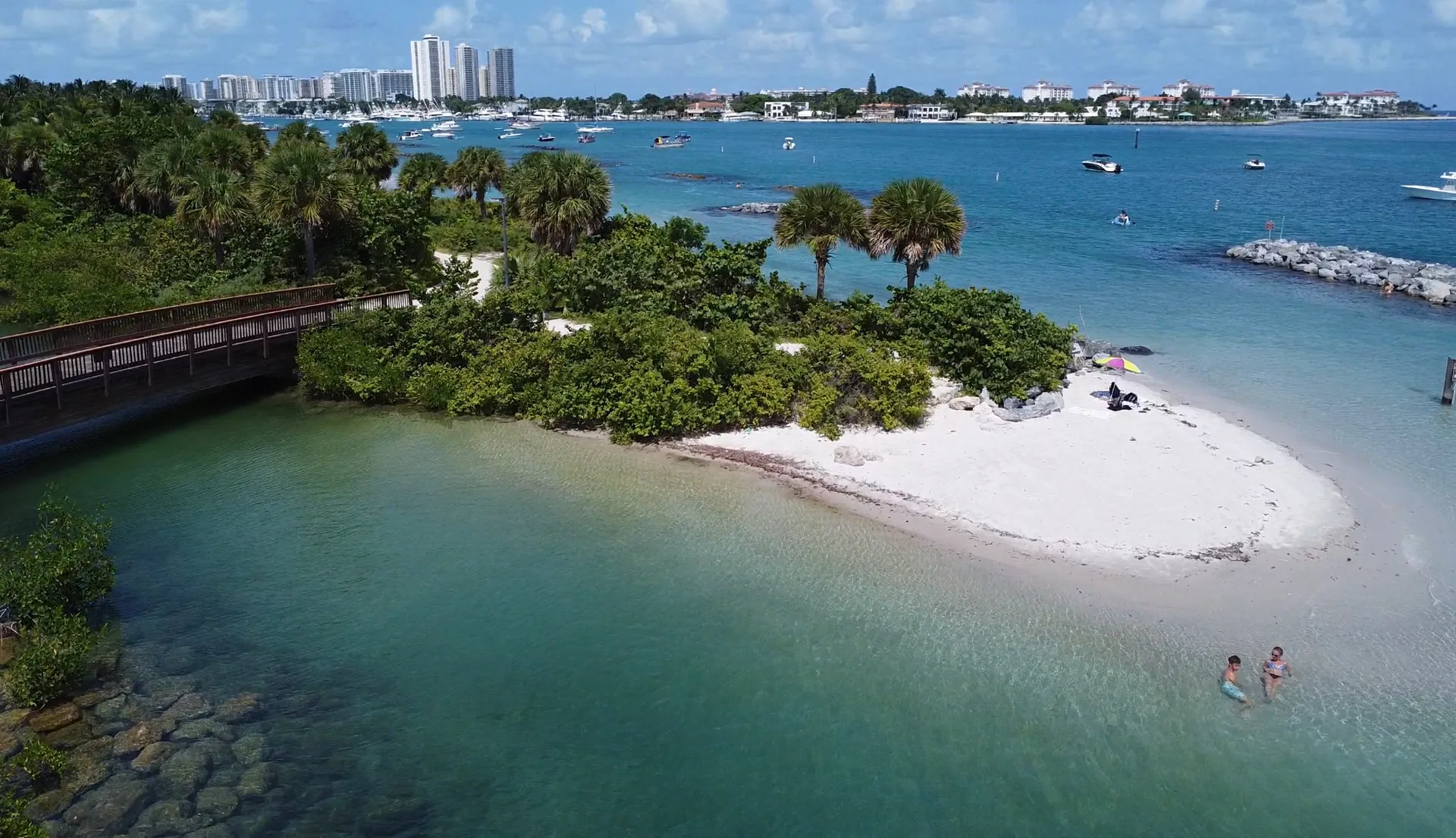 Luxury boat that fits 12 guests - Restroom - Free Fuel 