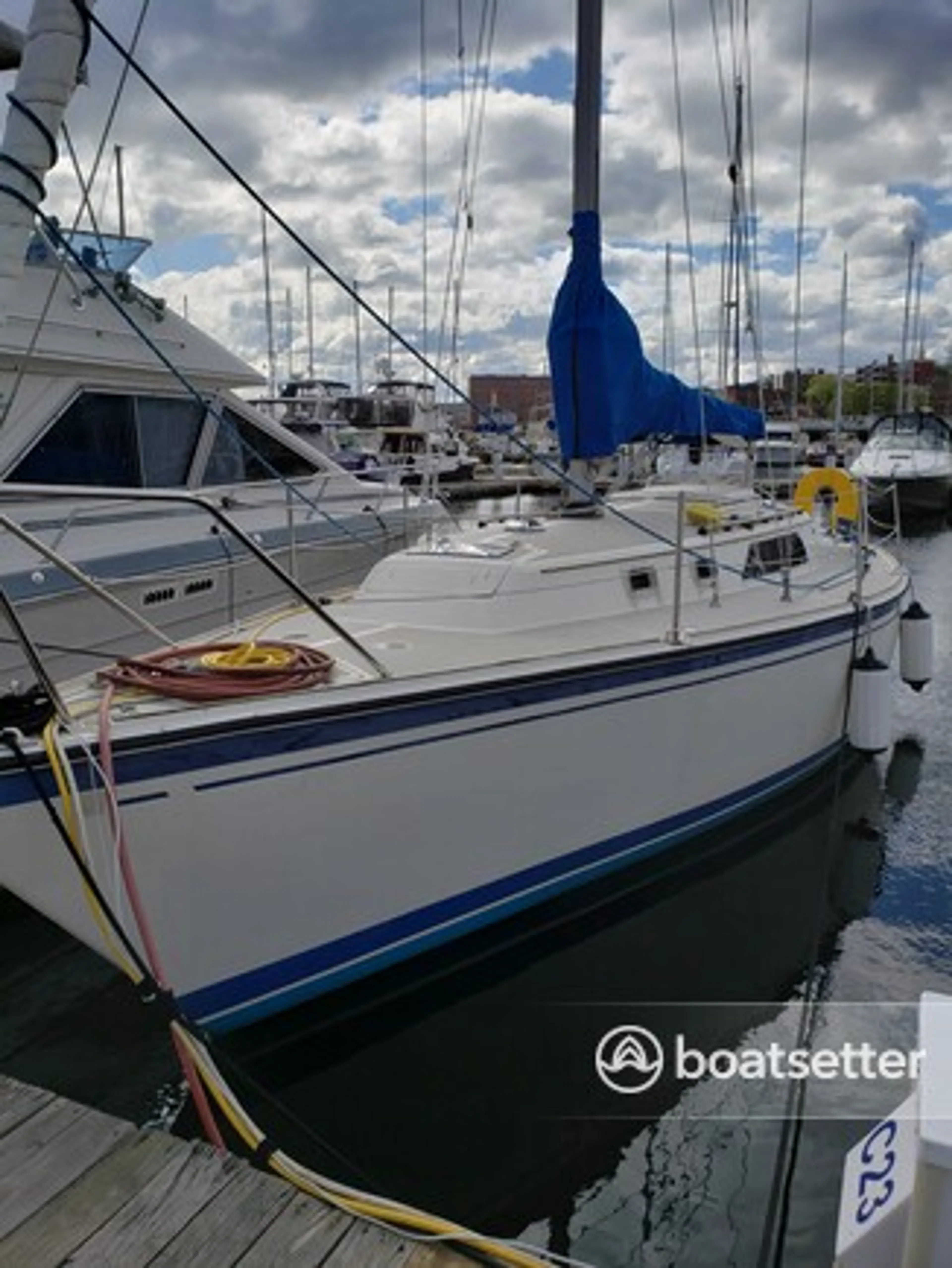 31 ft o'day sailboat