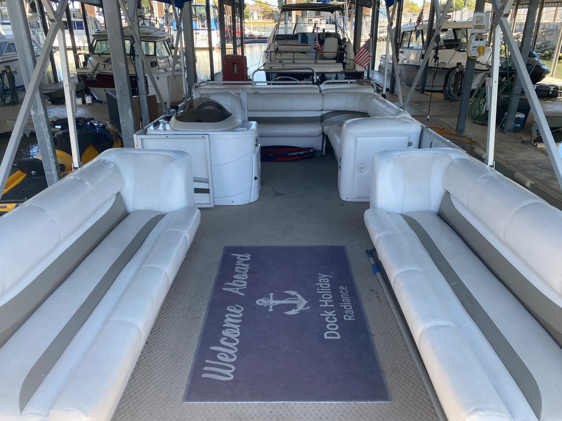 Crest Pontoons 25 Crest III XRS in Discovery Bay, CA — photo 6