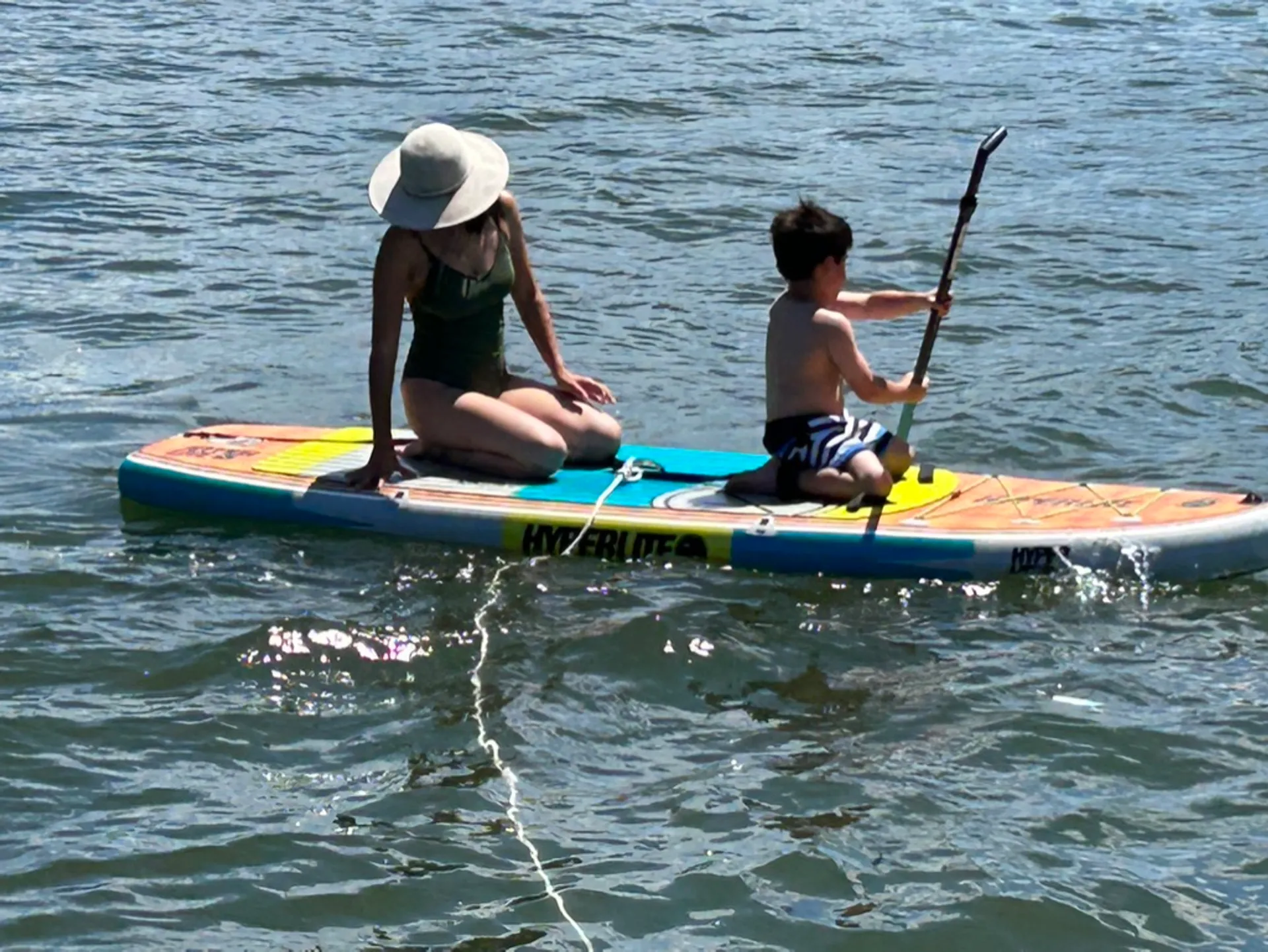 Beautiful, Clean &amp; Modern 35 Foot Express Cruiser!