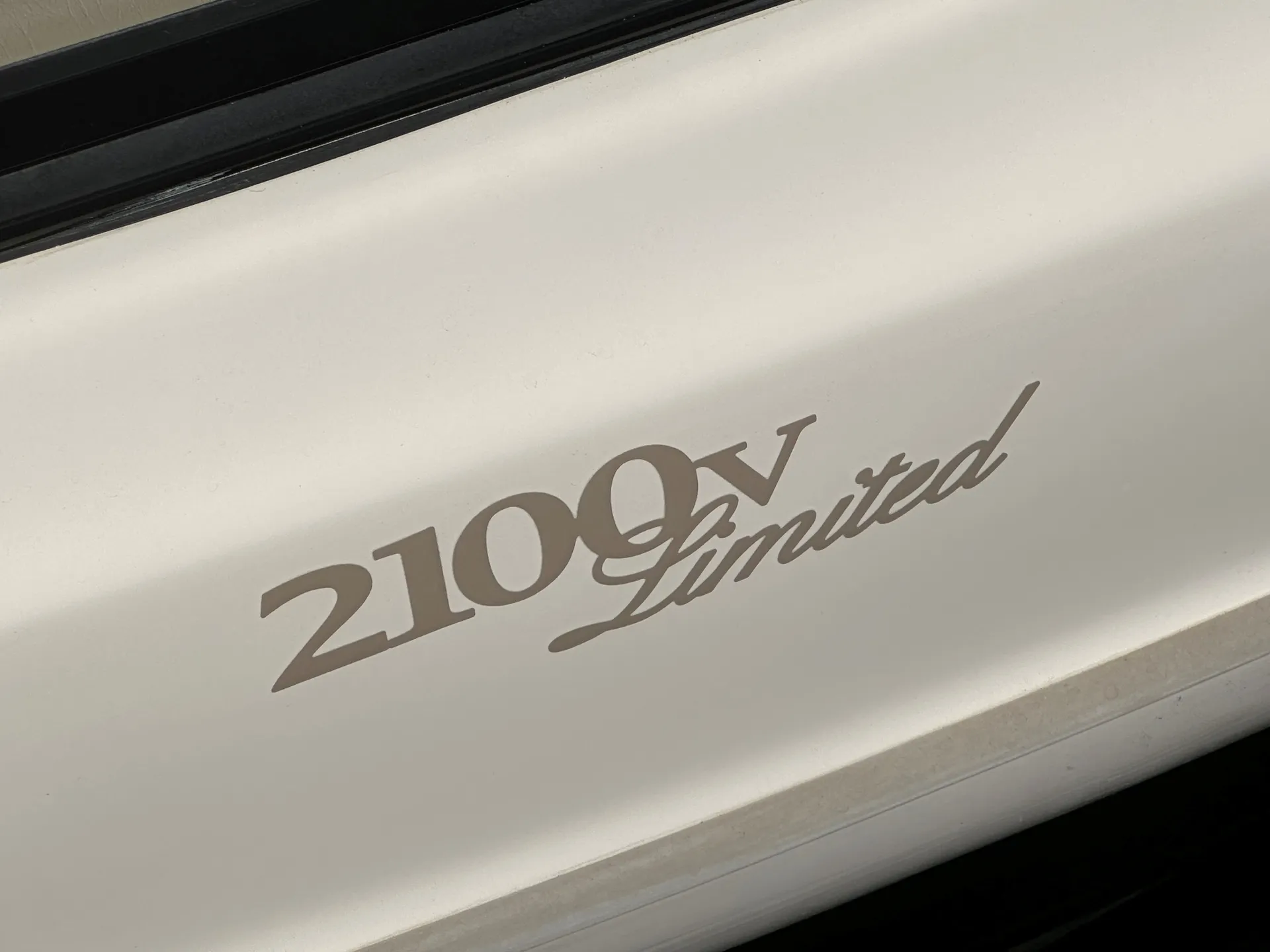 Tige' Boats 2100v Limited in Bradley, CA — photo 6