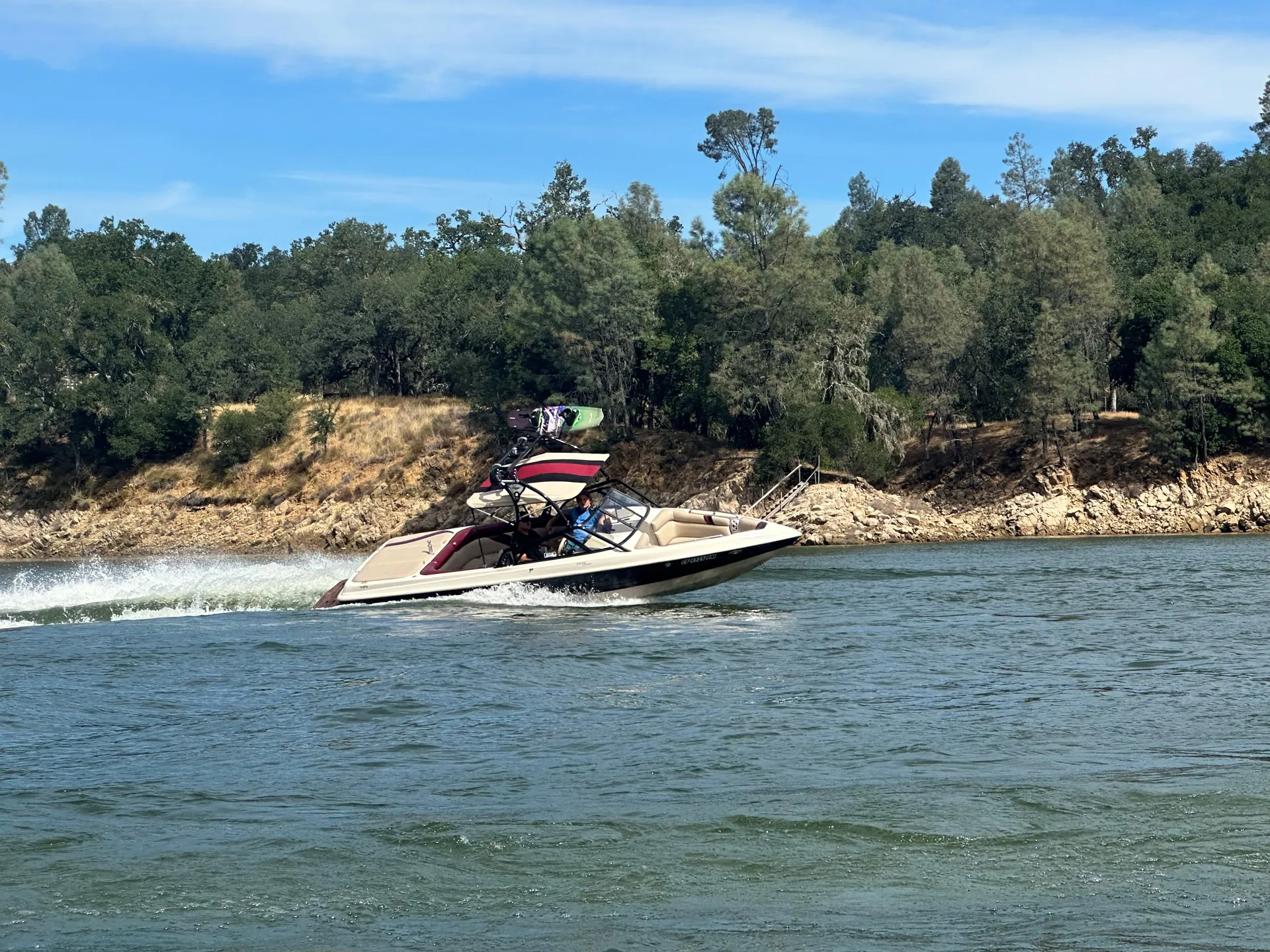 Tige' Boats 2100v Limited in Bradley, CA — photo 2