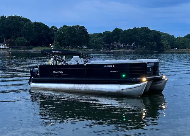 Rent a GODFREY MARINE pontoon in Mooresville, NC near me