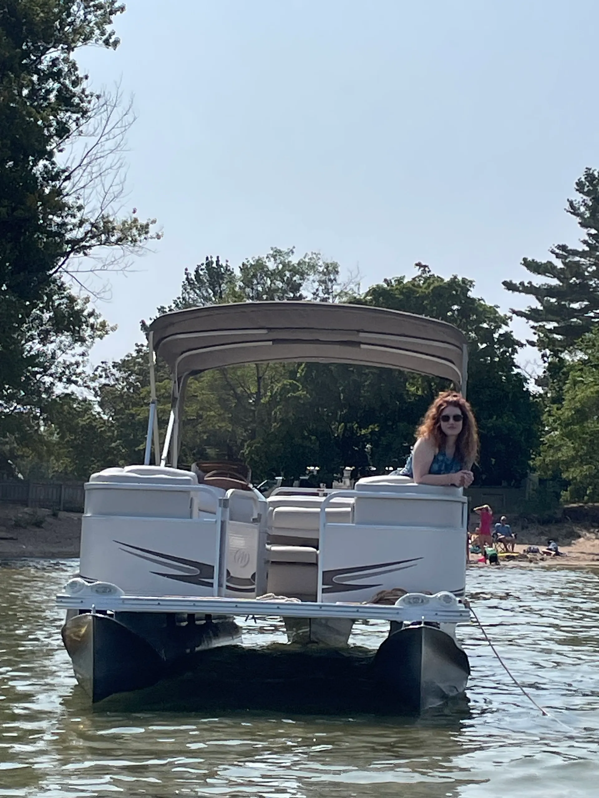 Manitou Pontoon 22 Oasis 8'6" in East Tawas, MI — photo 9