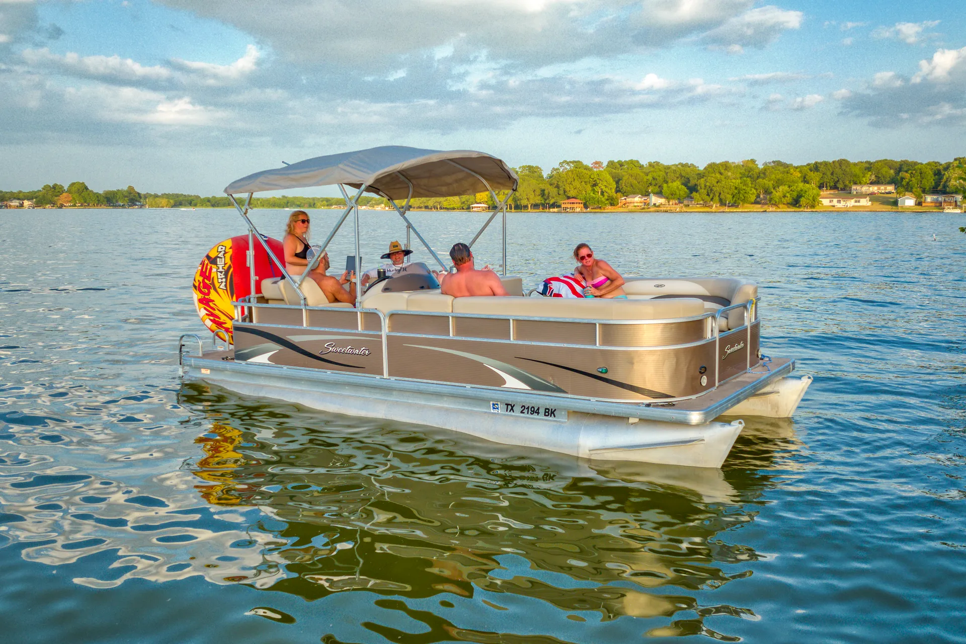 Luxury 22ft Pontoon Boat On Beautiful Lake Conroe