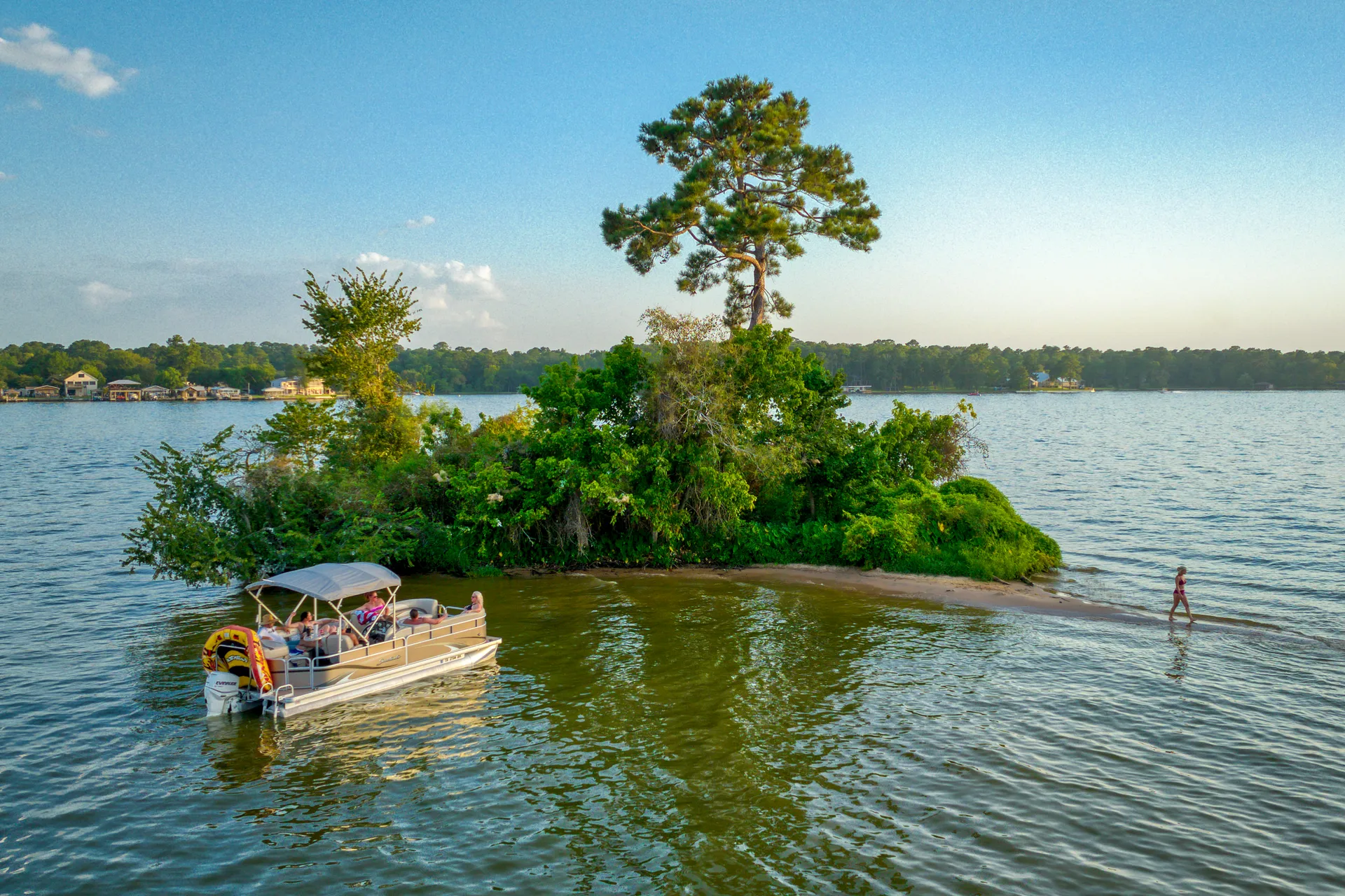 Luxury 22ft Pontoon Boat On Beautiful Lake Conroe