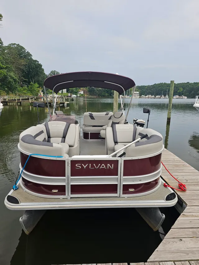 Rent a SYLVAN MARINE pontoon in Glen Burnie, MD near me