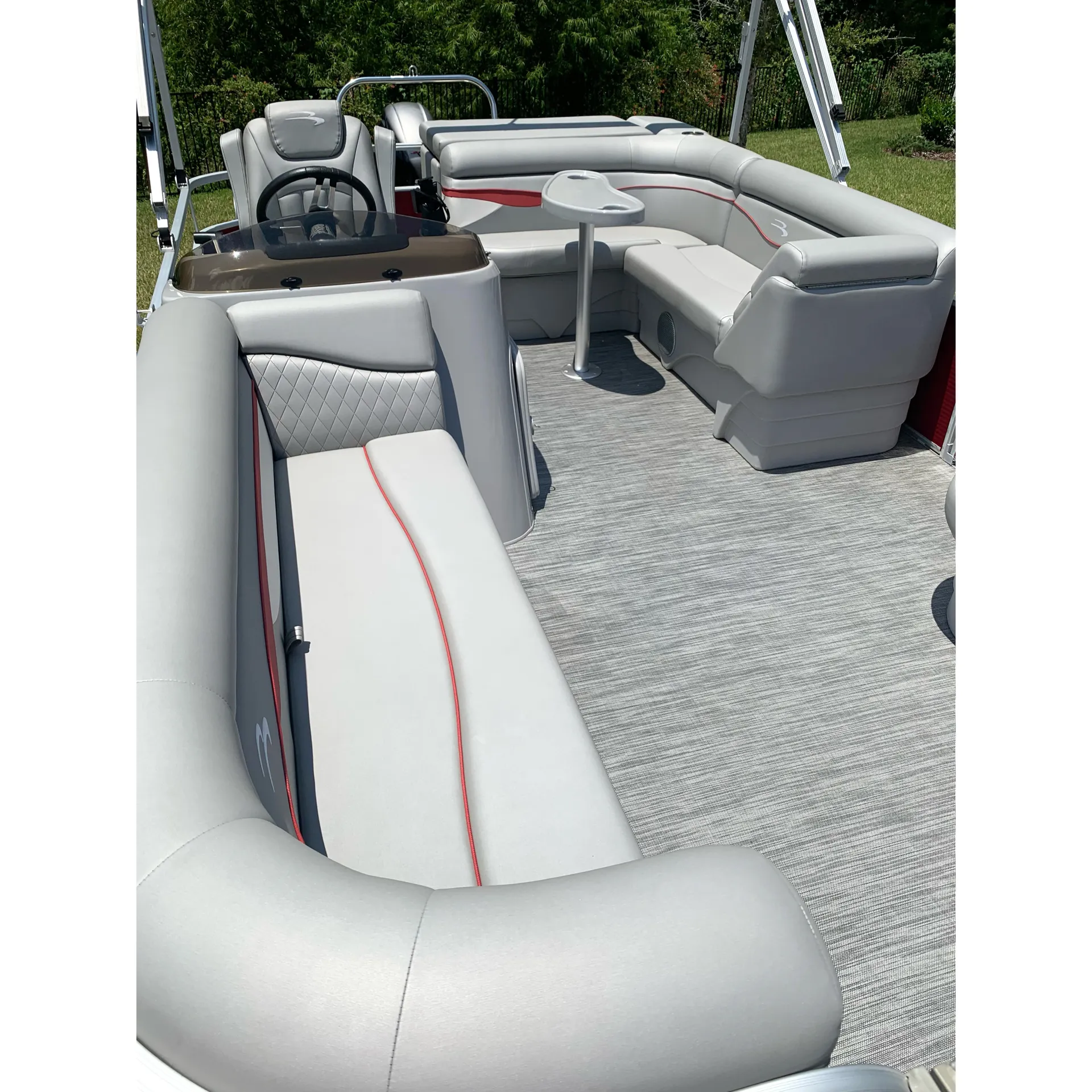 BENNINGTON MARINE 20 SLV in Green Cove Springs, FL — photo 6