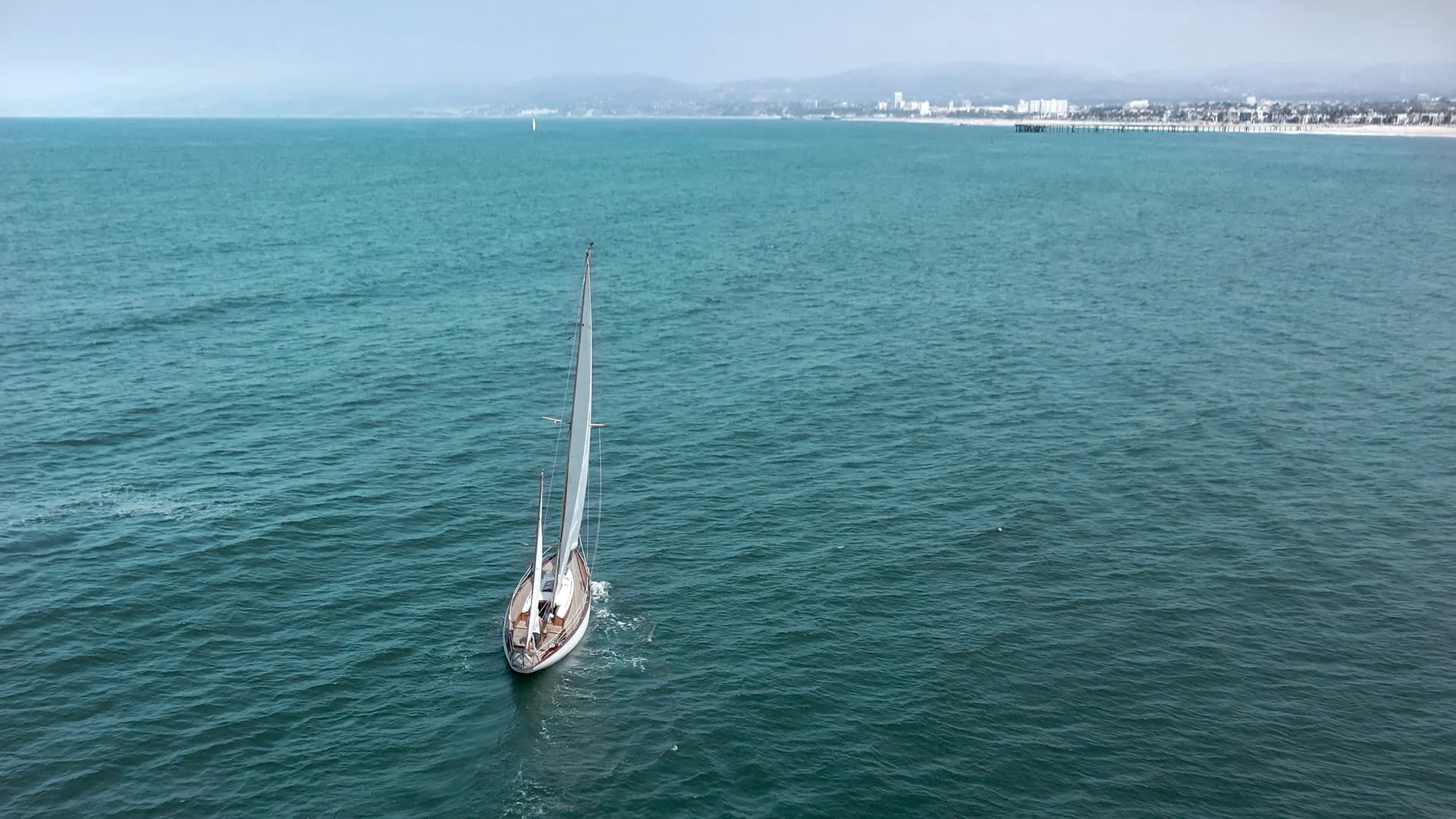 Truly Classic Yacht - Beauty and Performance 