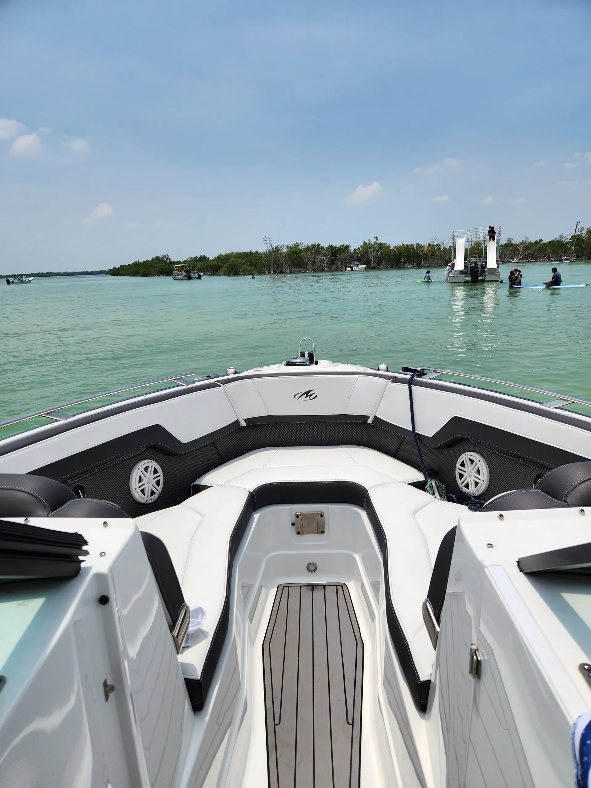 Speed, spacious comfort and elegant style... your best time ever!!