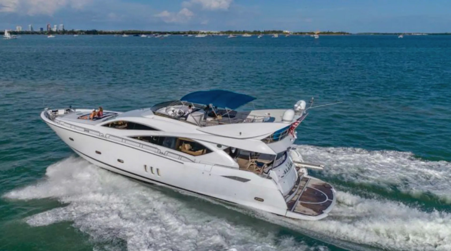 Sunseeker 82' in Miami Beach, FL