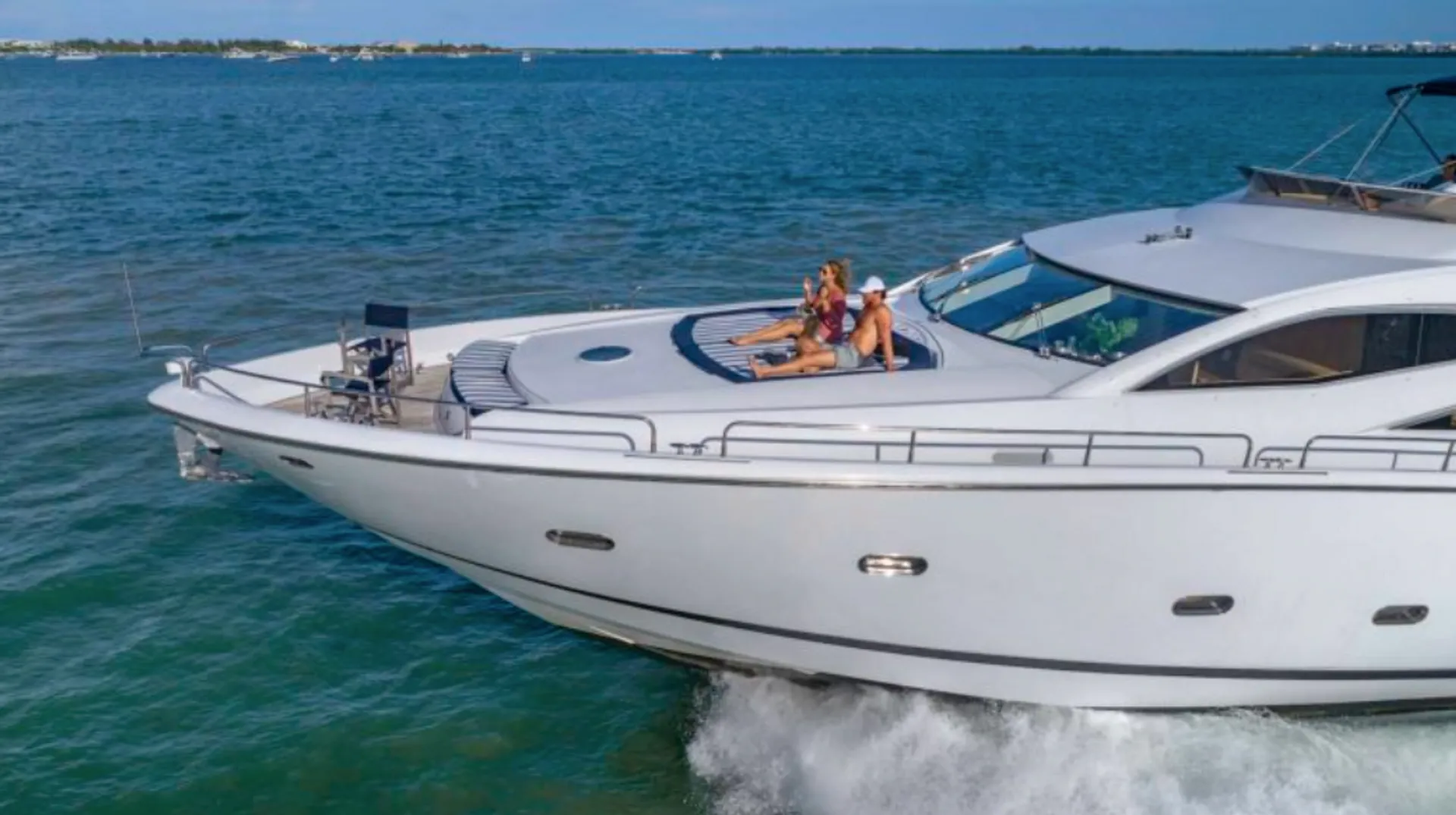 Sunseeker 82' in Miami Beach, FL — photo 2