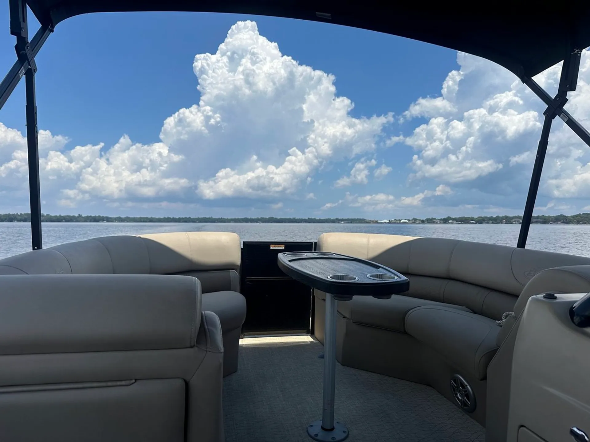 Premier Marine 220 SunSation RE in Clearwater, FL — photo 4