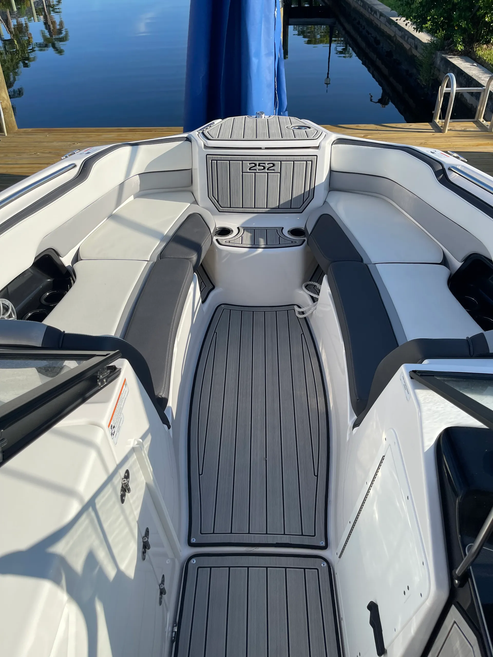 Boating in Pure Luxury