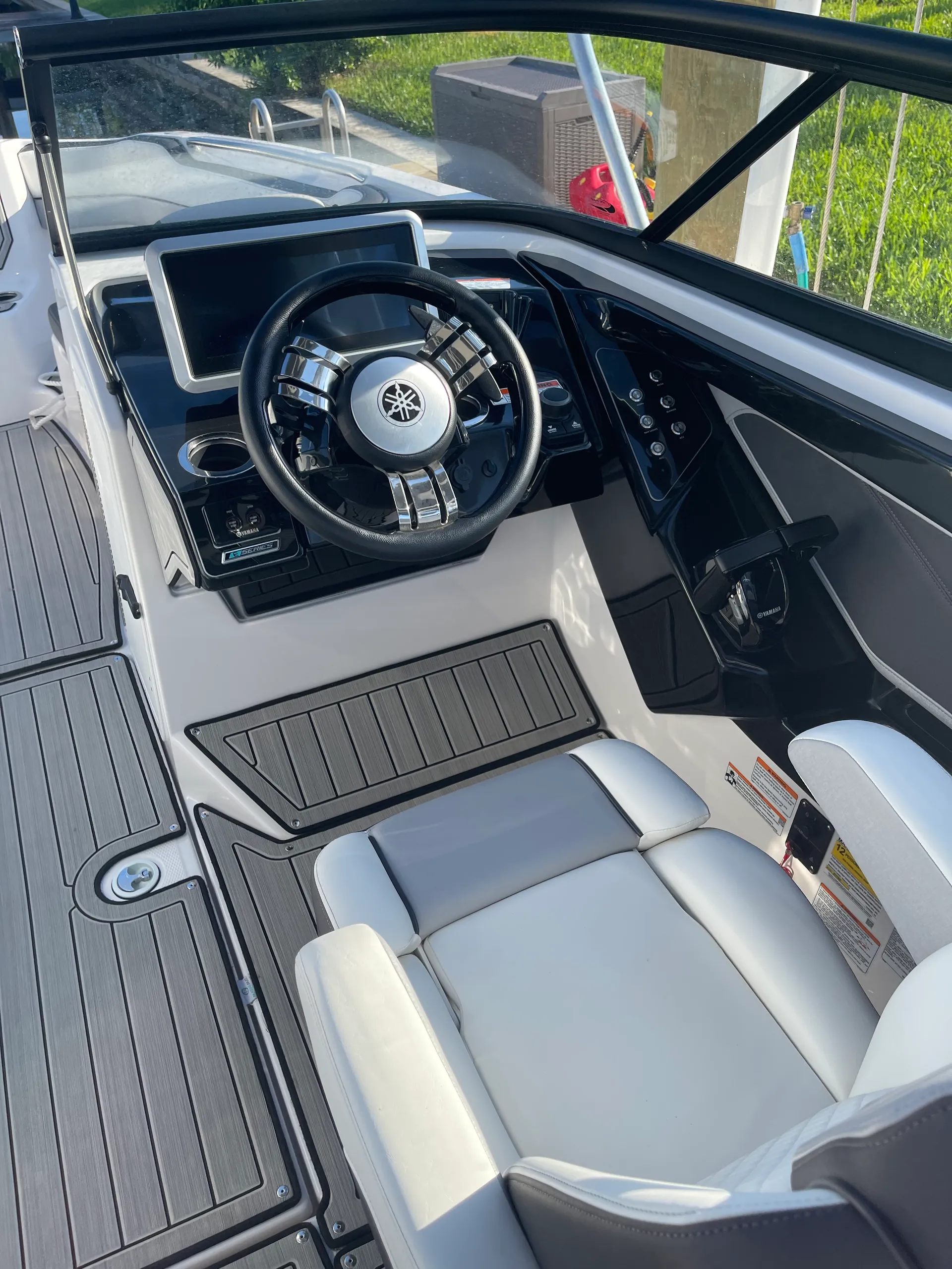 Boating in Pure Luxury