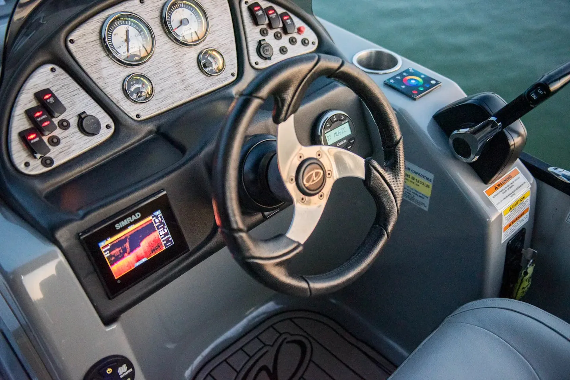 LUXURY BOAT RENTAL ON LAKE LANIER! LIKE NEW 200 HP TRI-TOON by VERANDA