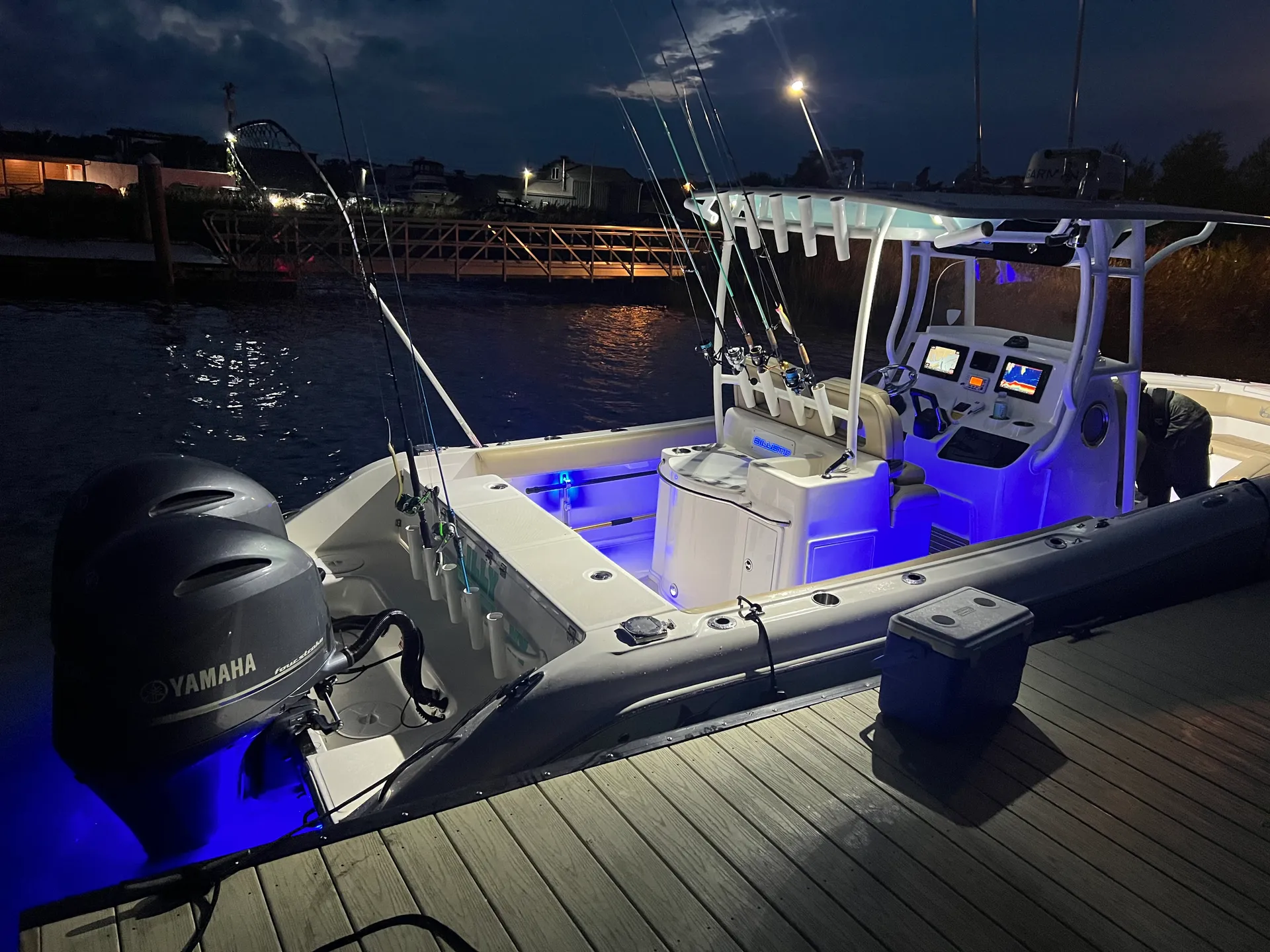 Center Console 261 Billistic - Relax, sandbar, tube, fish, ash spread 