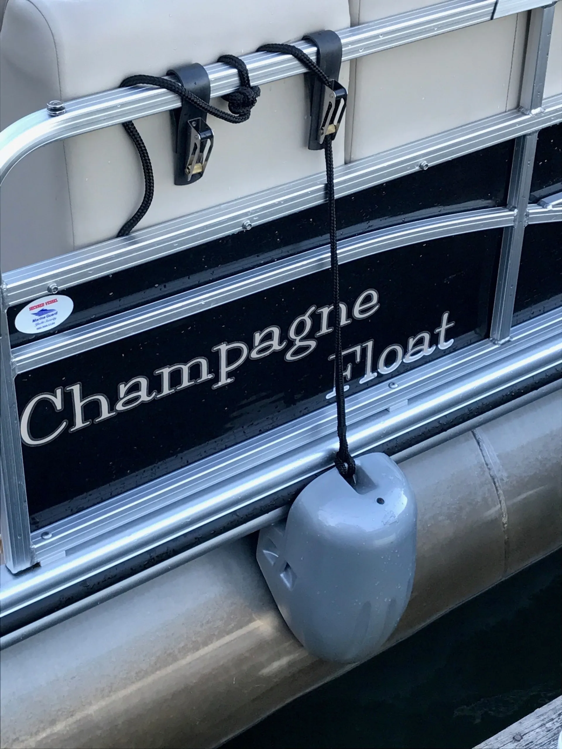 Lowe Pontoons SS190 Mercury in Kenmore, WA — photo 10