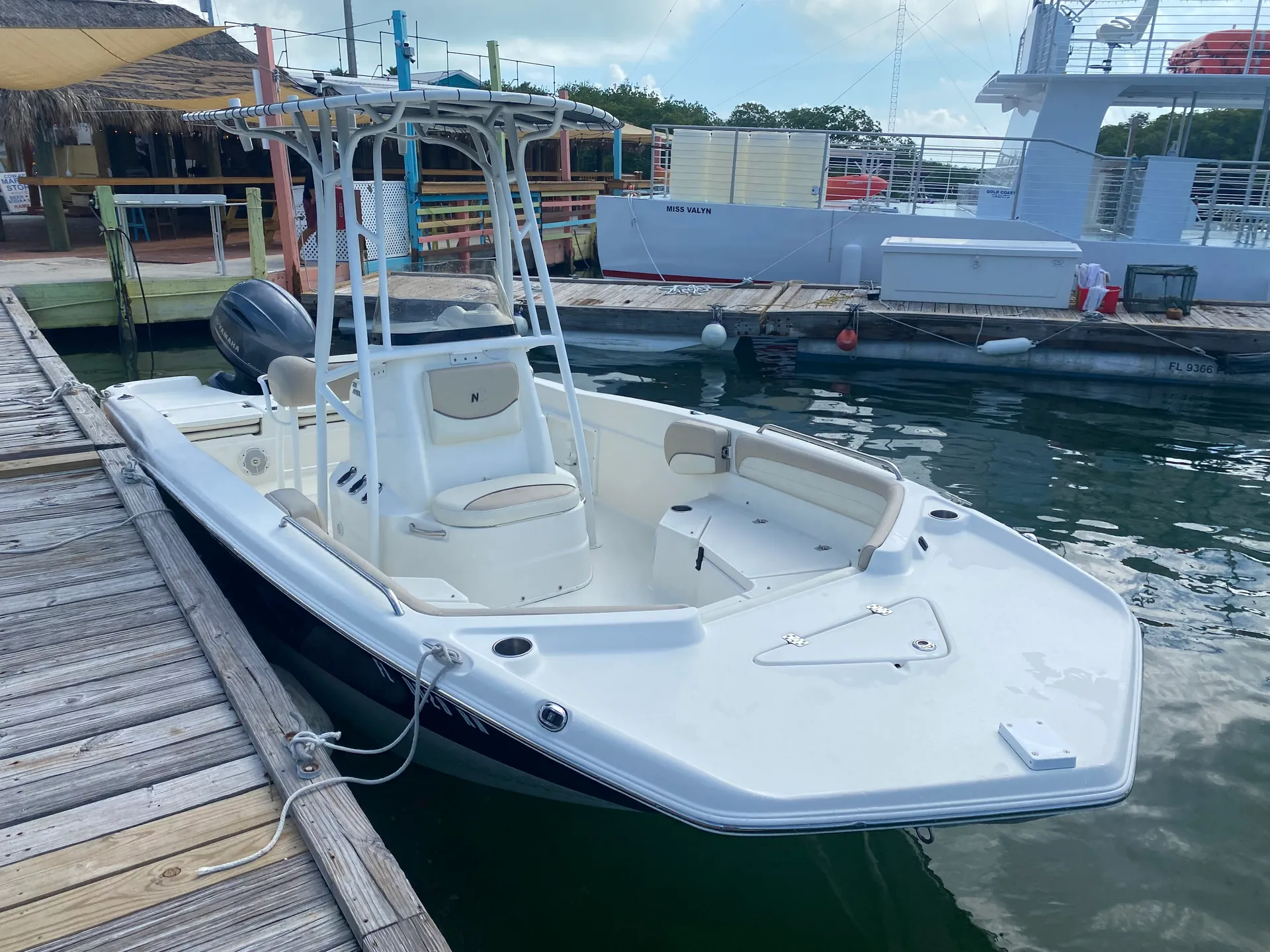 New Center Console With Comfort Seating & Ready For Fishing