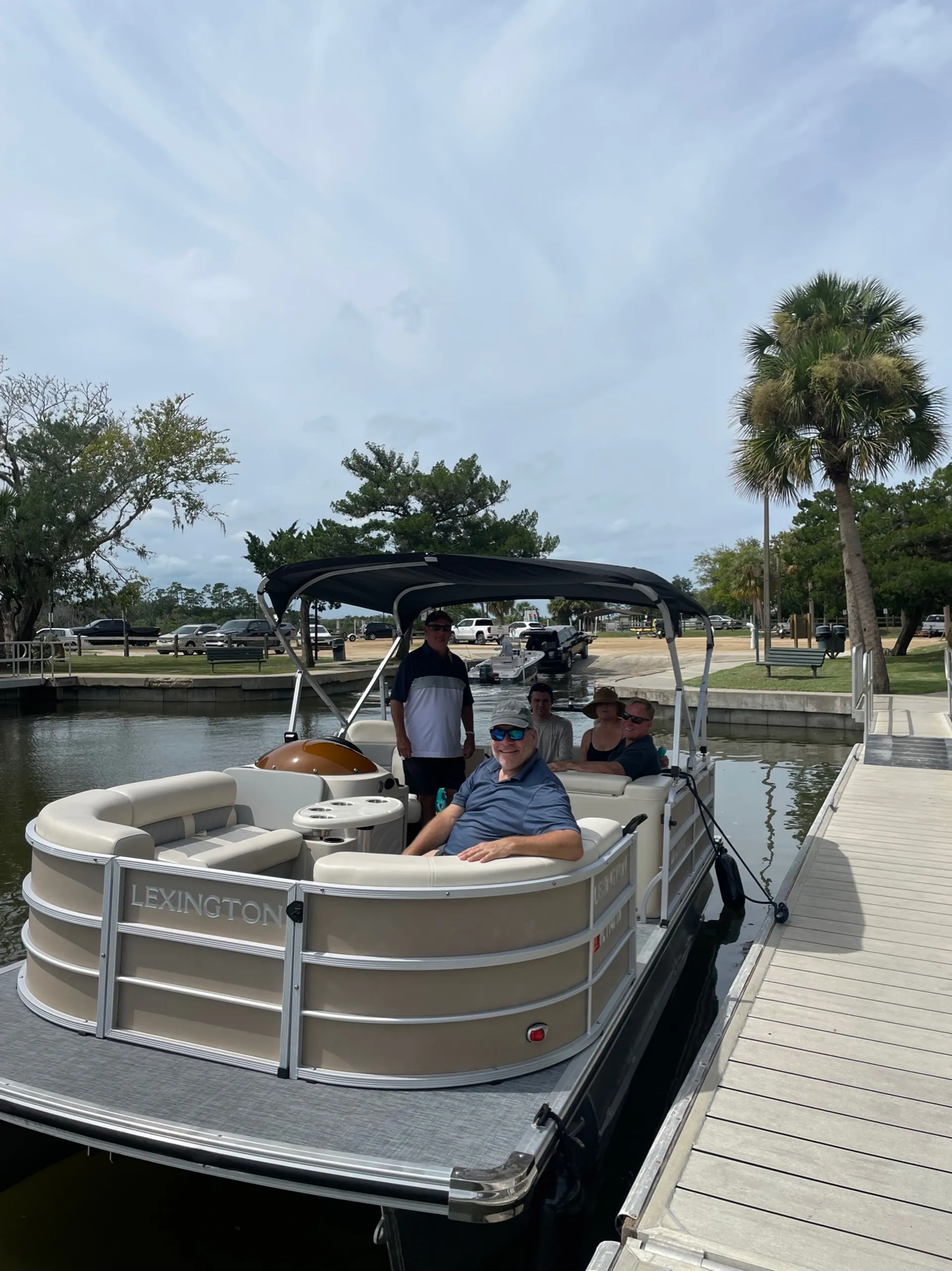 St Augustine and Palm Coast. Seats 12 Owner pays for the fuel. 