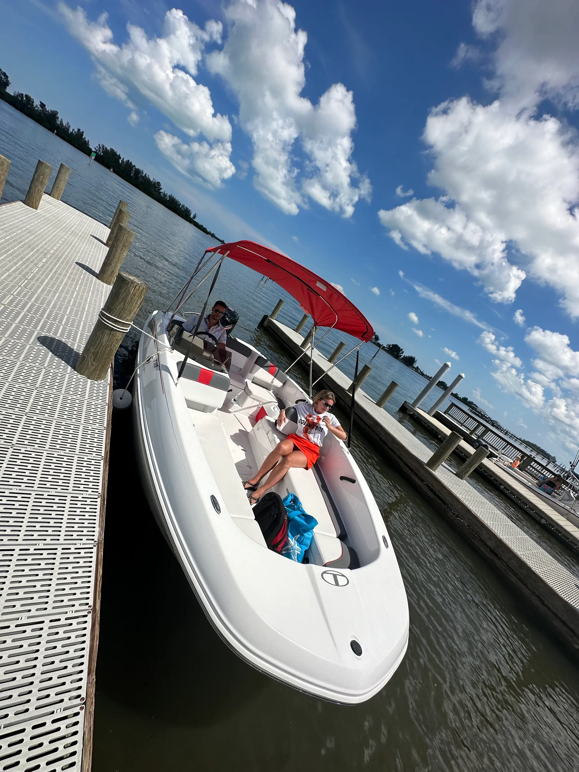 2024 Tahoe T18 - Perfect family/adventure boat!