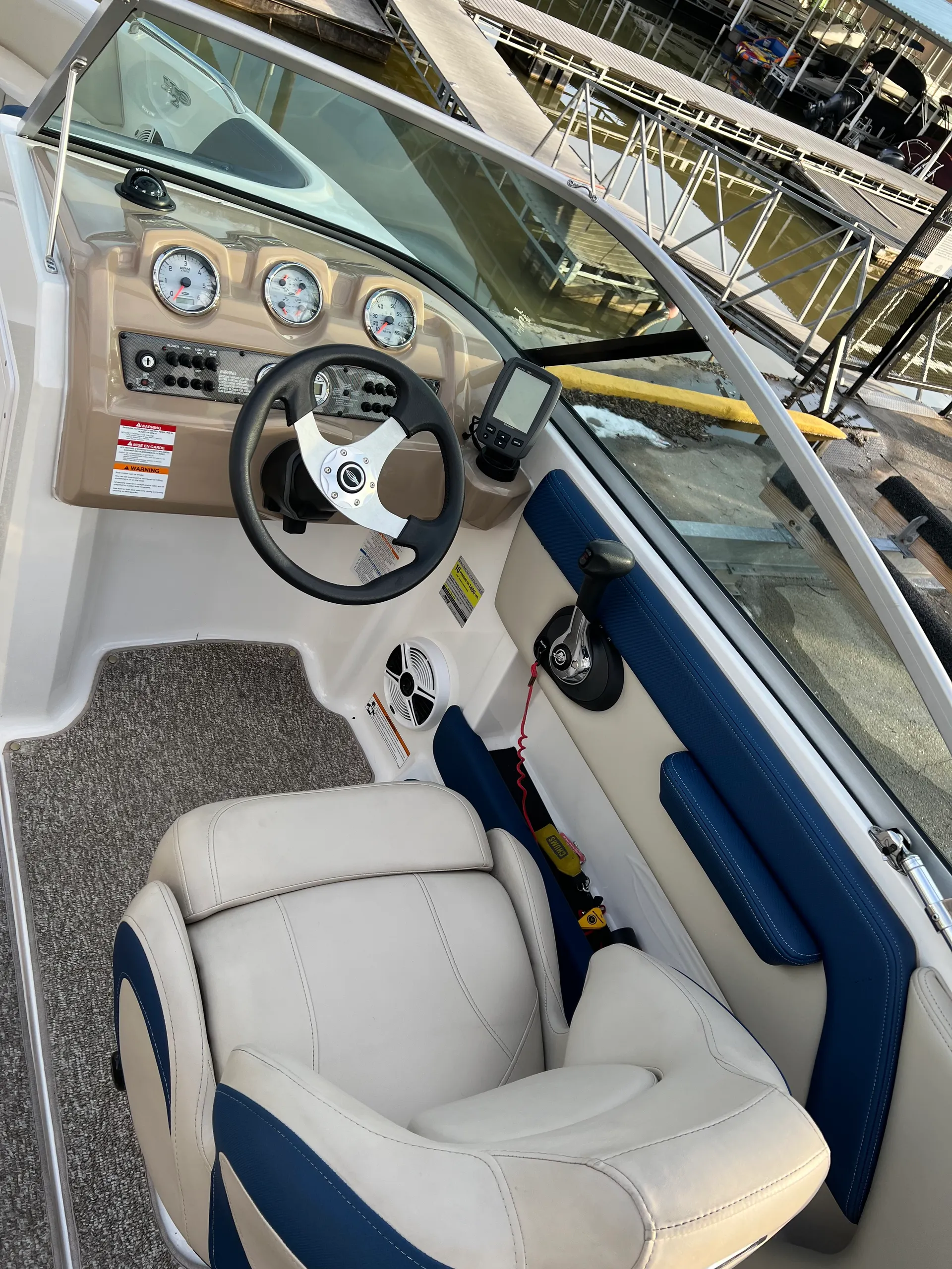 Chaparral Boats 19' Sport Ski Fish in Oak Ridge, TN — photo 3