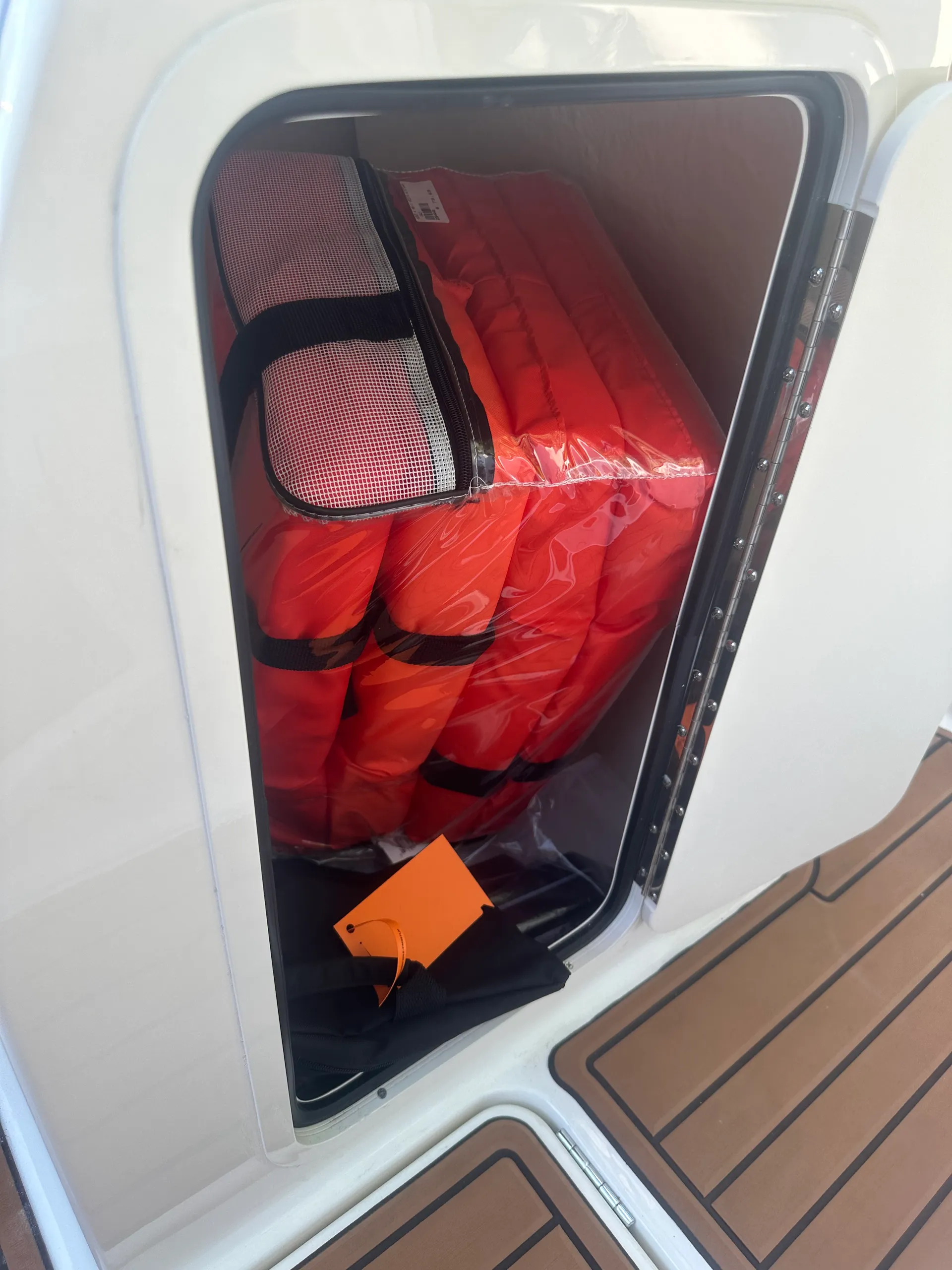 Delivery Available - Fish 'n Fun on 18' Bayliner in Austin Texas!