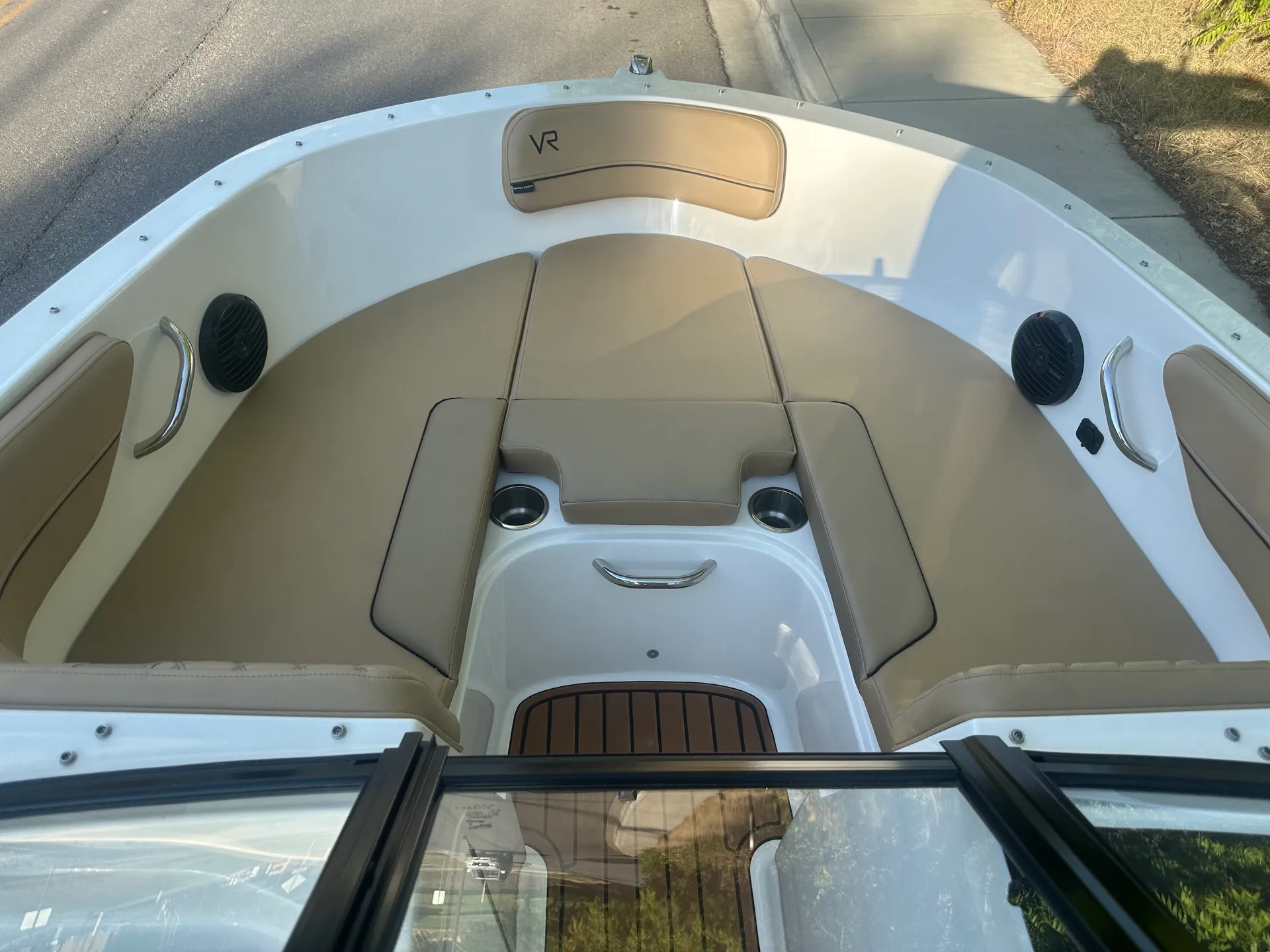 Delivery Available - Fish 'n Fun on 18' Bayliner in Austin Texas!