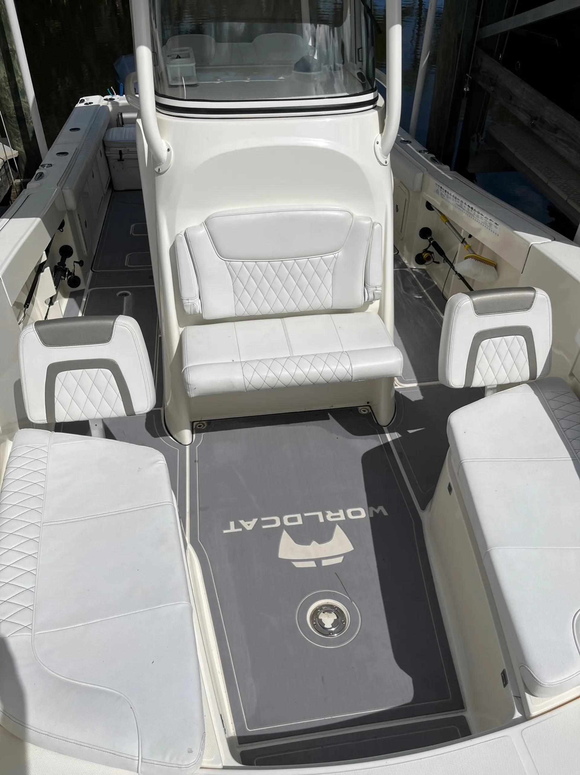 30' Worldcat with a Captain in  Naples, FL!