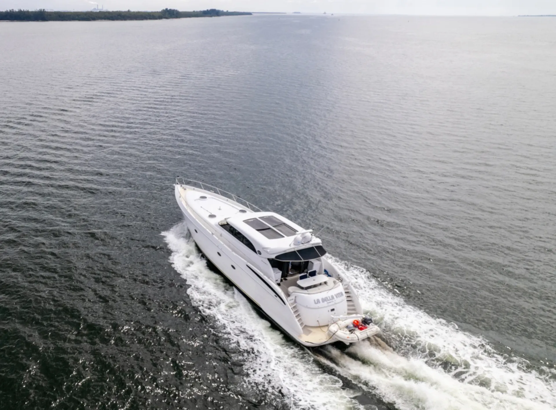 Custom ONE OF A KIND Motor Yacht Clean Fast and Fun’