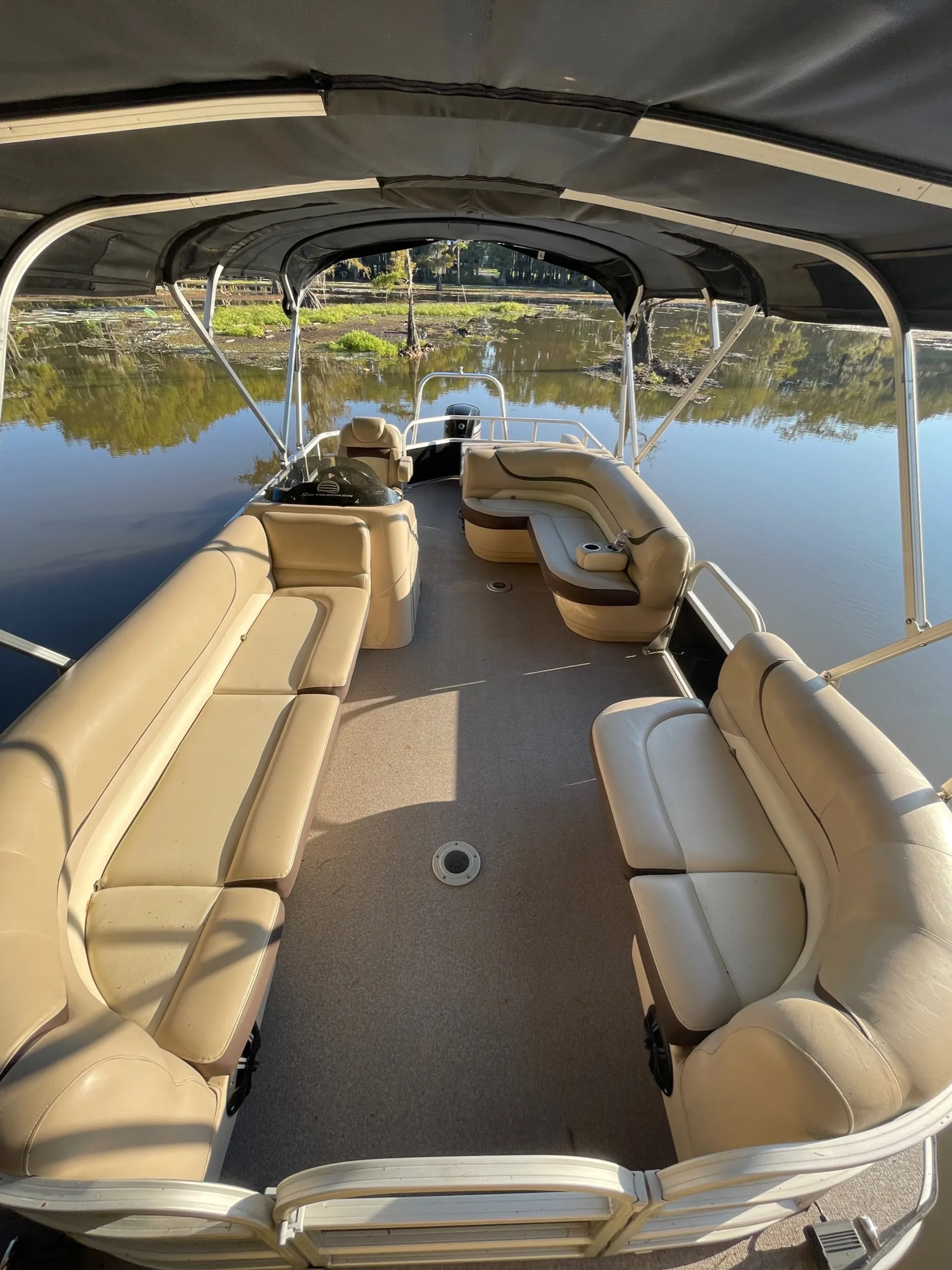 Party Barge 22ft w115hp