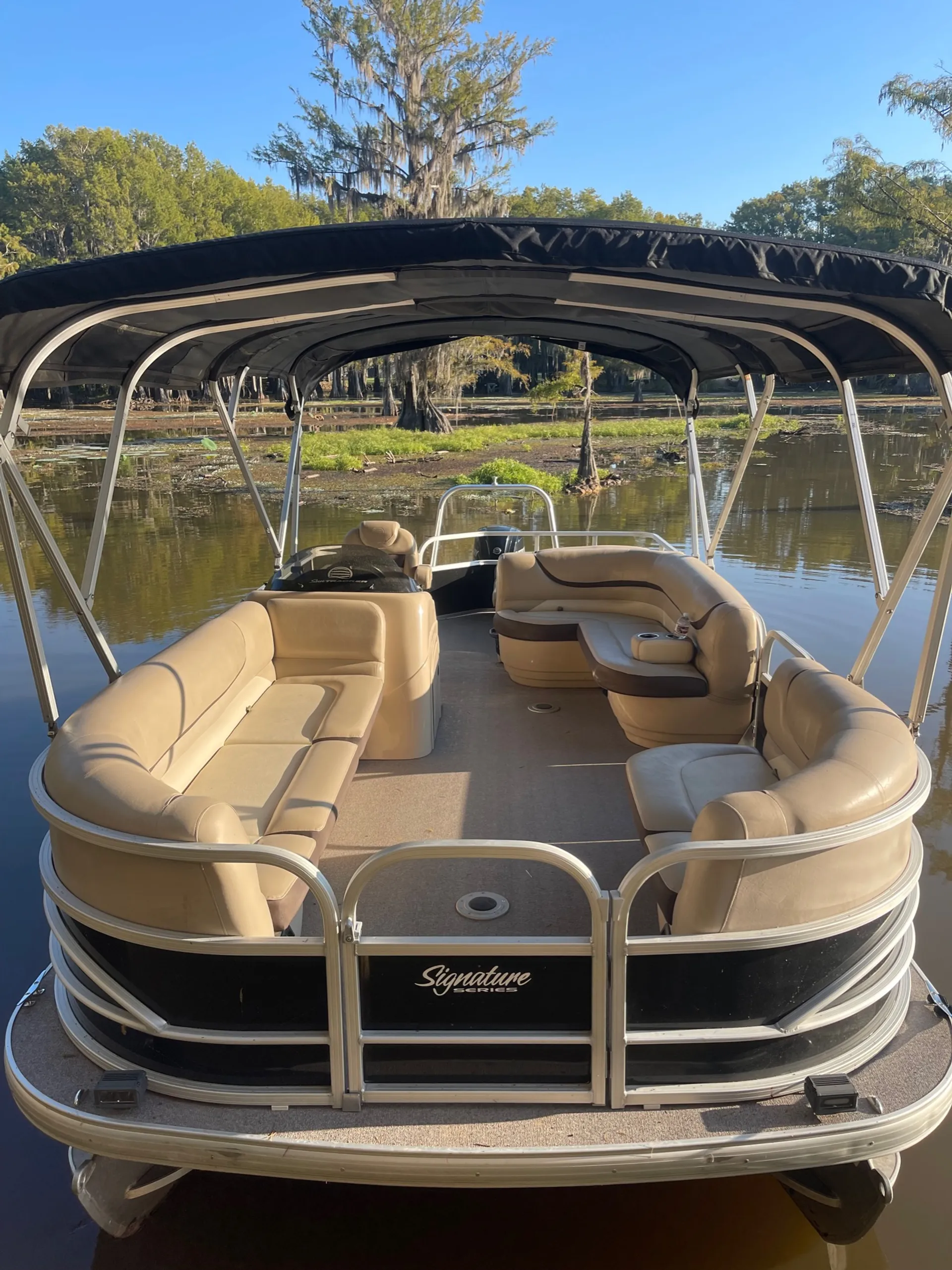 Party Barge 22ft w115hp