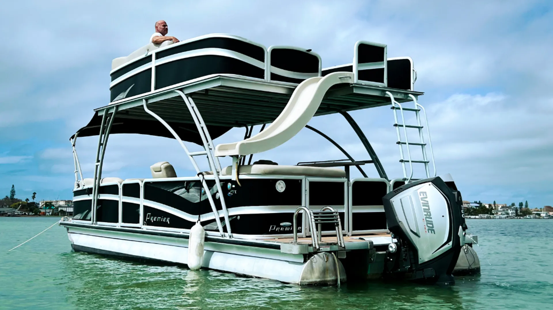 Premier 270 Boundary Waters in St. Petersburg, FL — photo 2