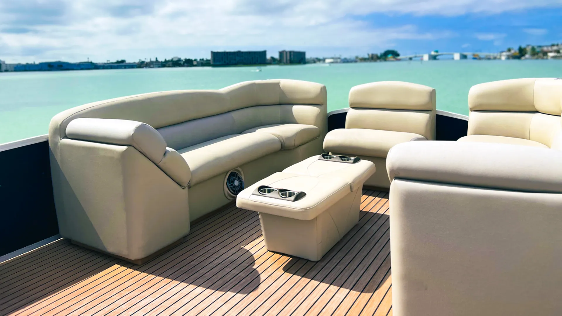 Premier 270 Boundary Waters in St. Petersburg, FL — photo 4