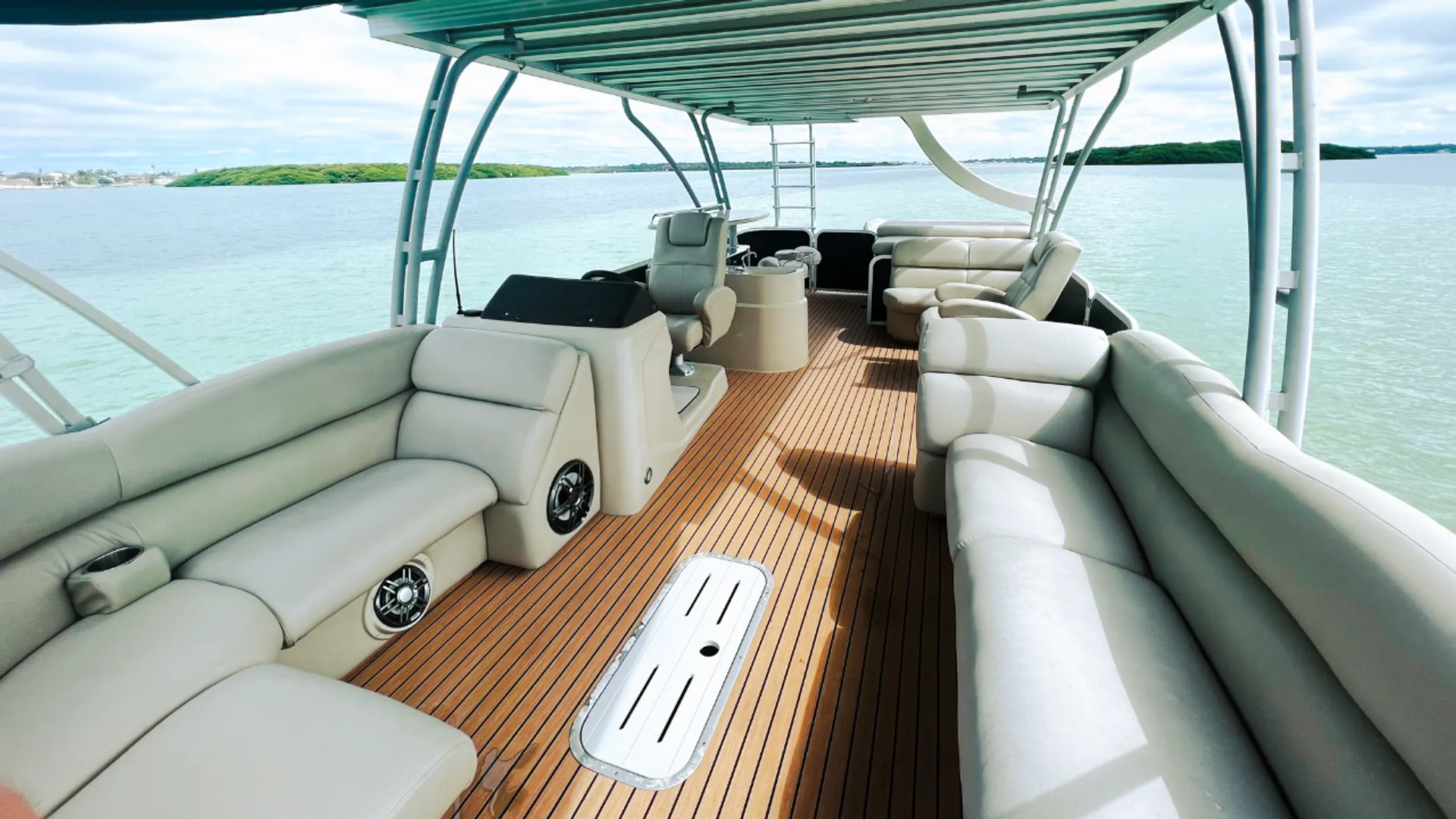 Premier 270 Boundary Waters in St. Petersburg, FL — photo 8