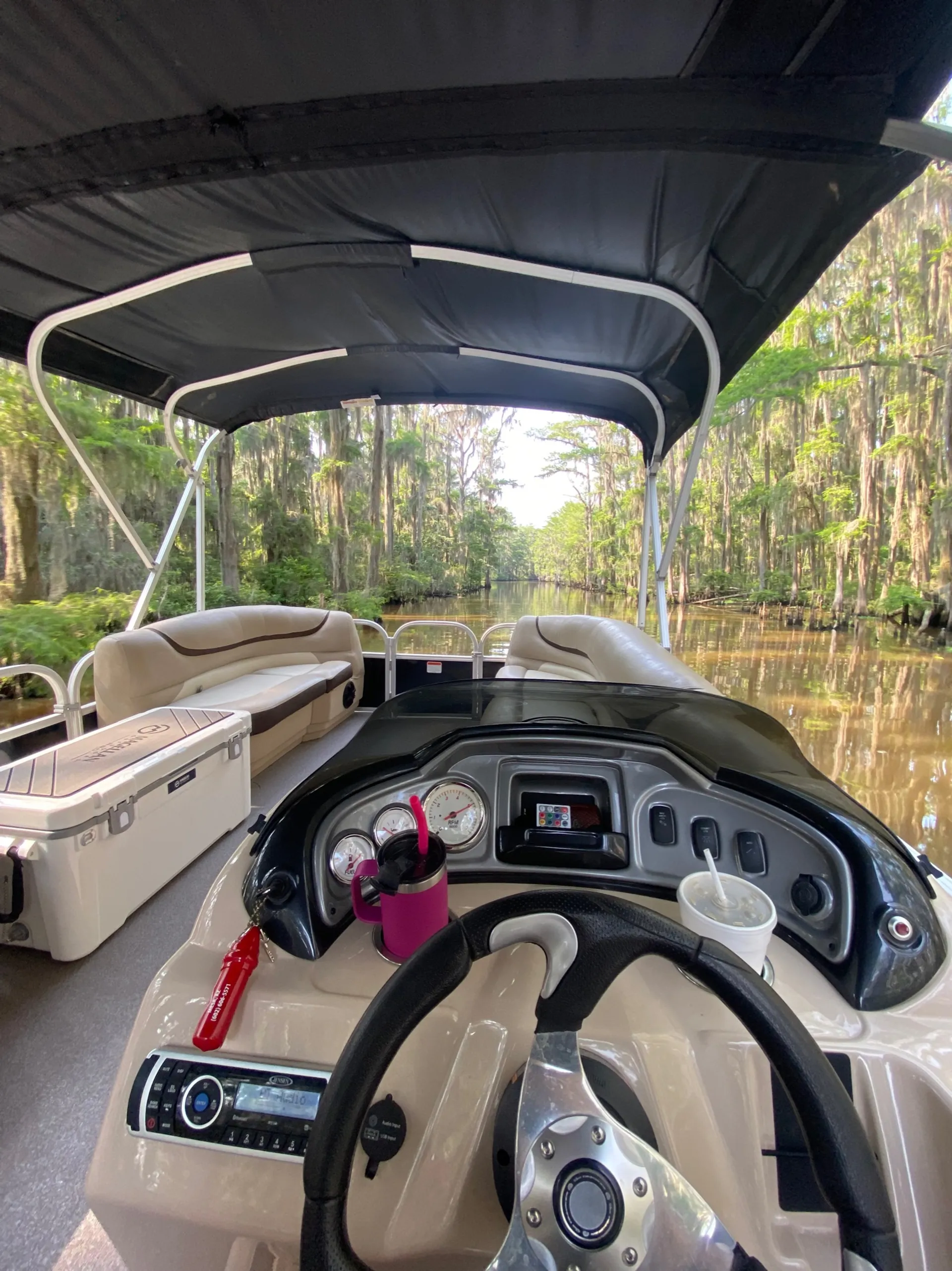 Party Barge 22ft w115hp