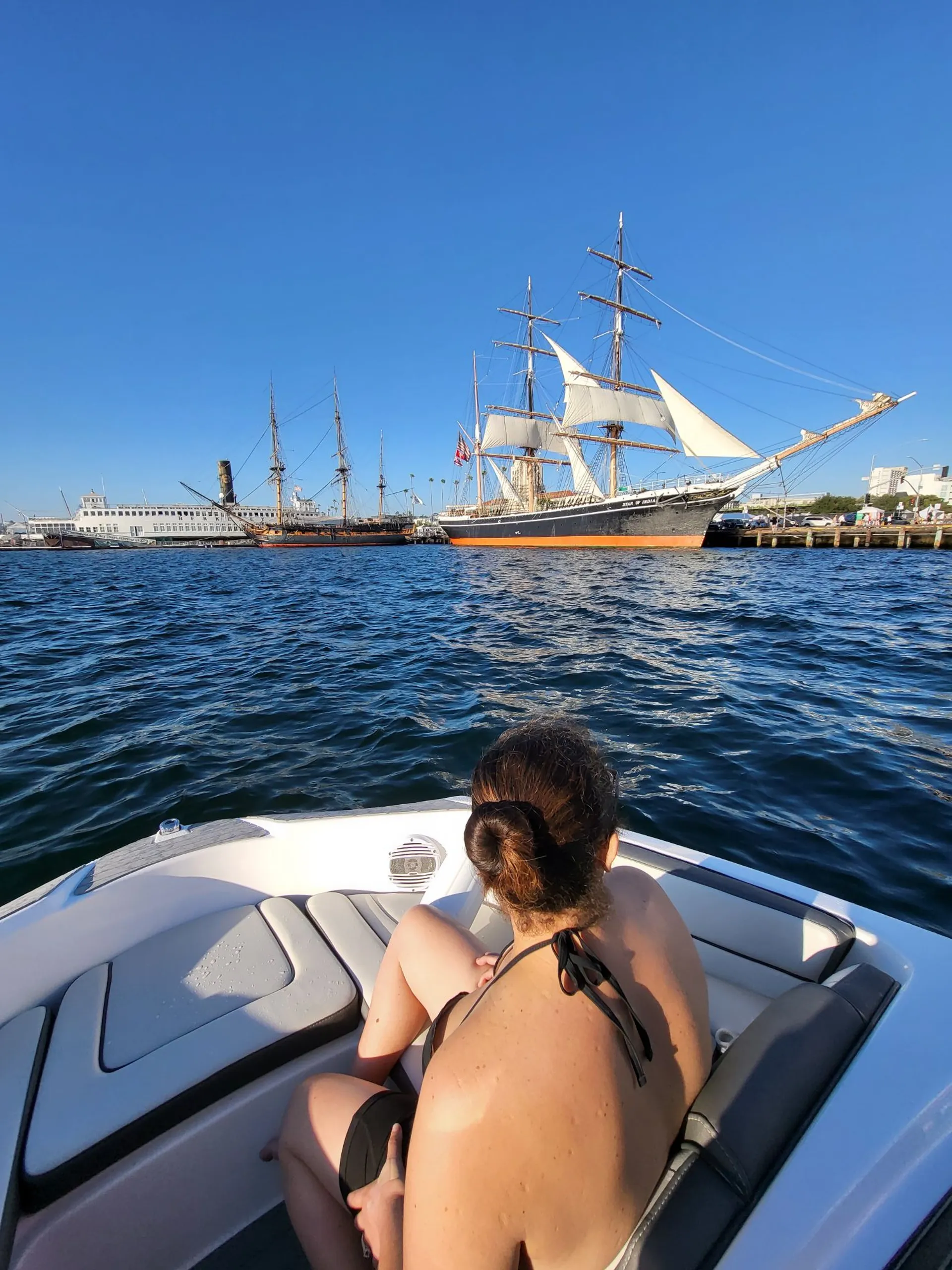 2022 jet boat, very clean easy to drive upgraded sound.