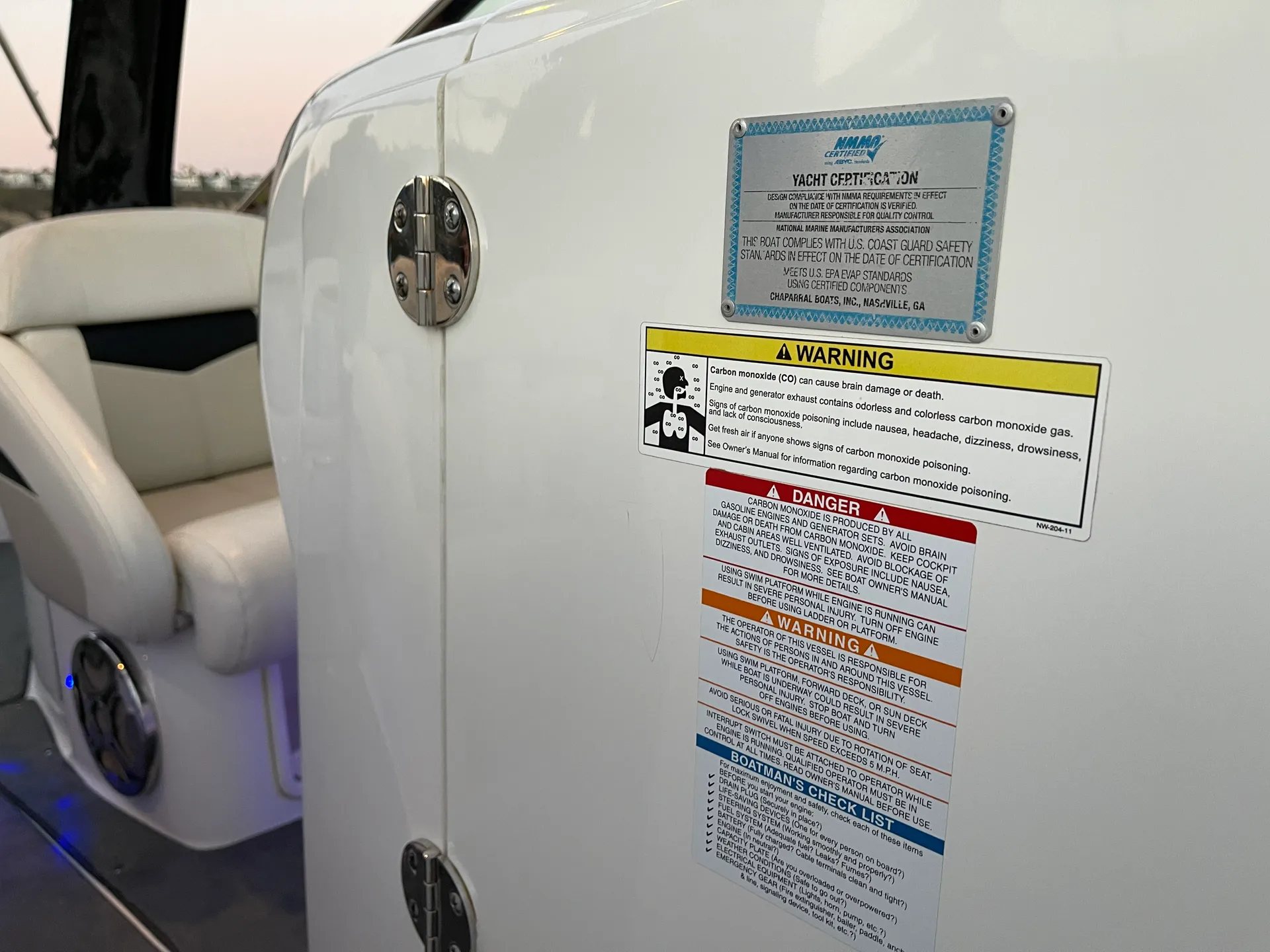 GET 1HR FREE! Eye Catching Chaparrel Ssx Yacht Certified⚓️Long Beach  