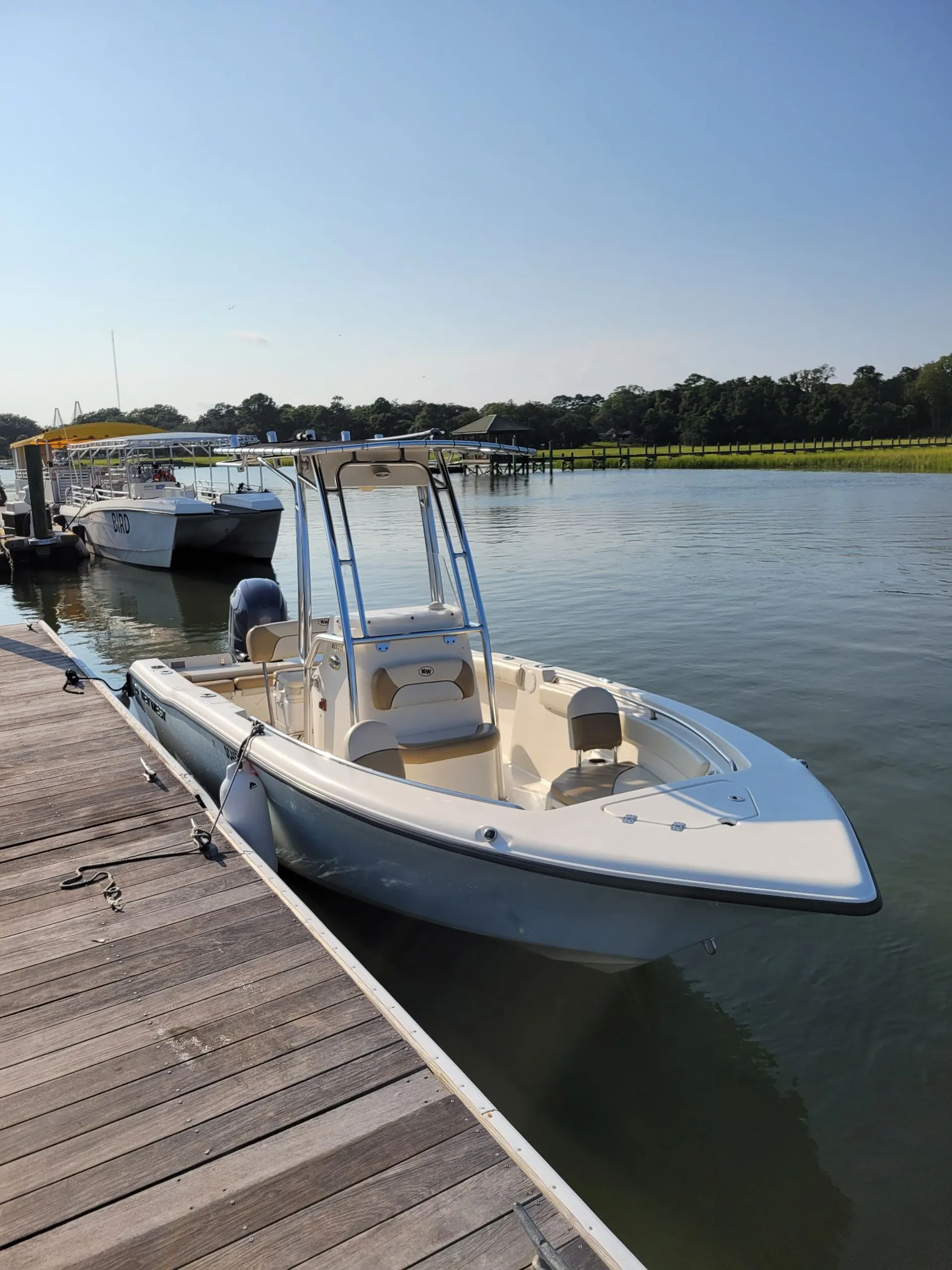 KEY WEST 203FS - Captained - Cruise, Fish, Party!