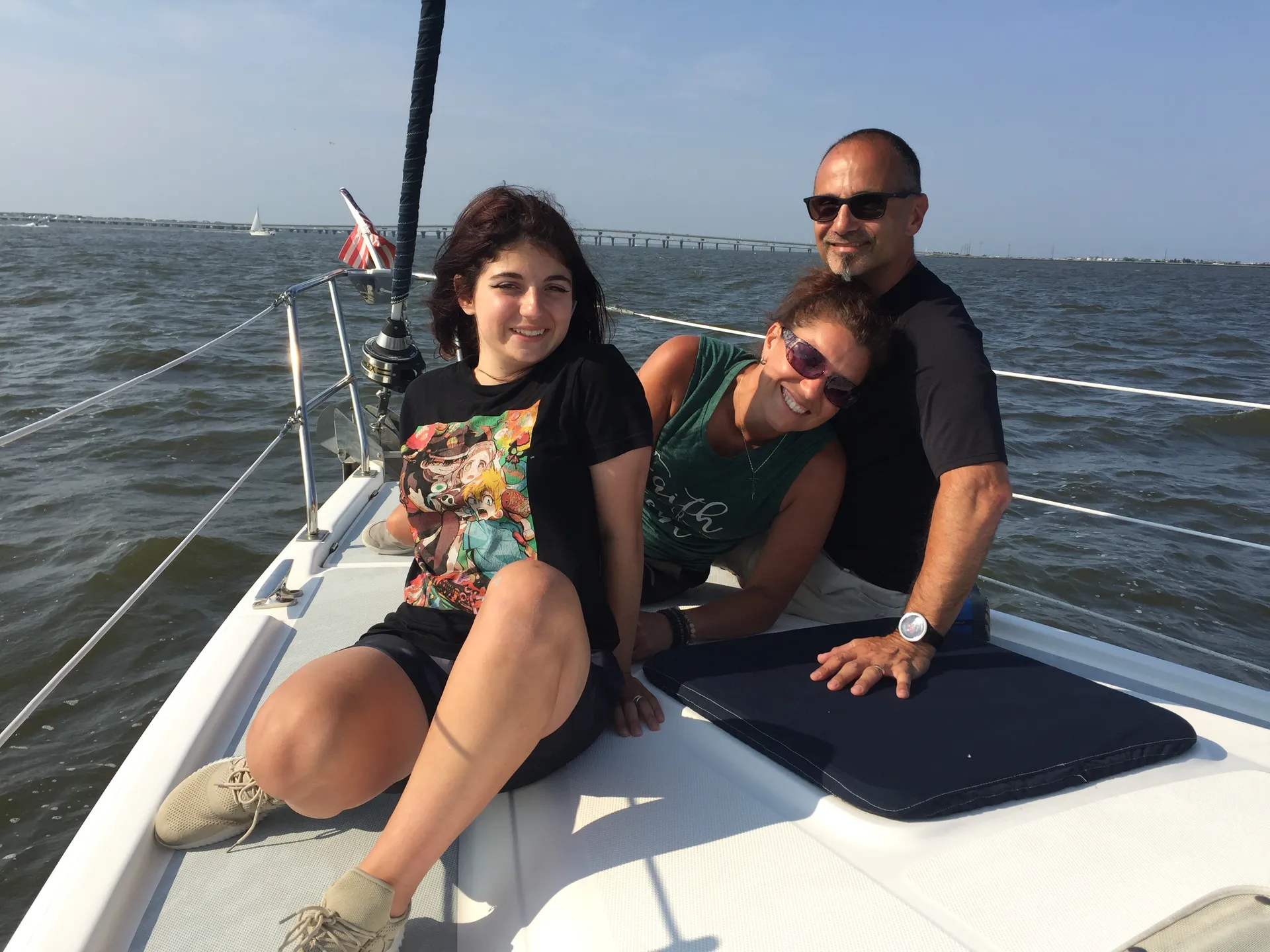 Relax, feel free and sail into a nautical world of “Wonder”, Hunter36'